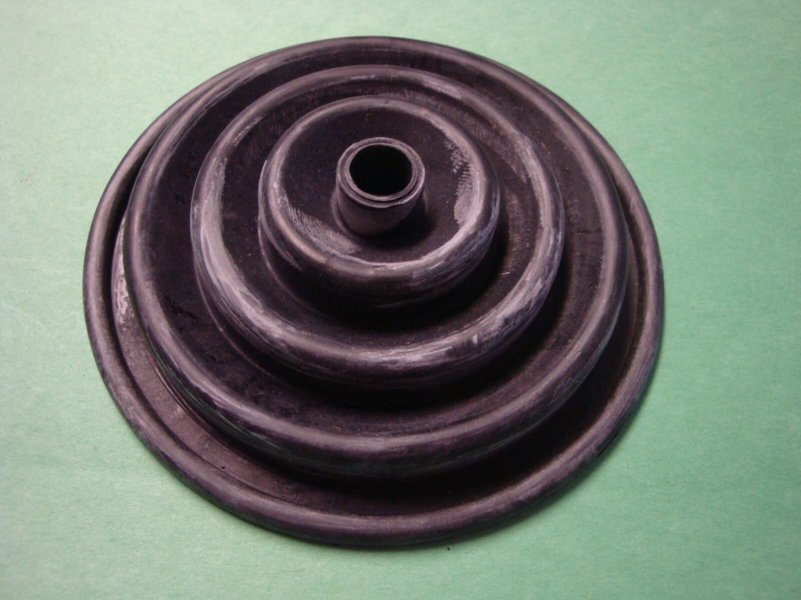 0303(1200)Z5 Jaguar Mk1,2,420,Mk10 & S-type Rubber Gear Shift Boot Gaiter Seal