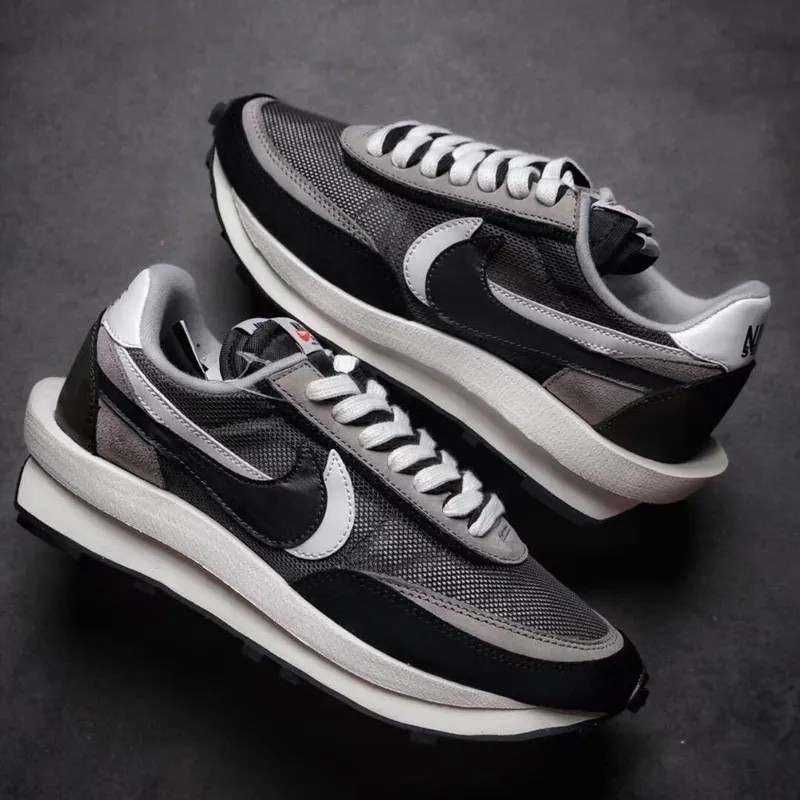 Men’s Running Shoes sacai x Nike LDWaffle 'Black'-White Grey📣