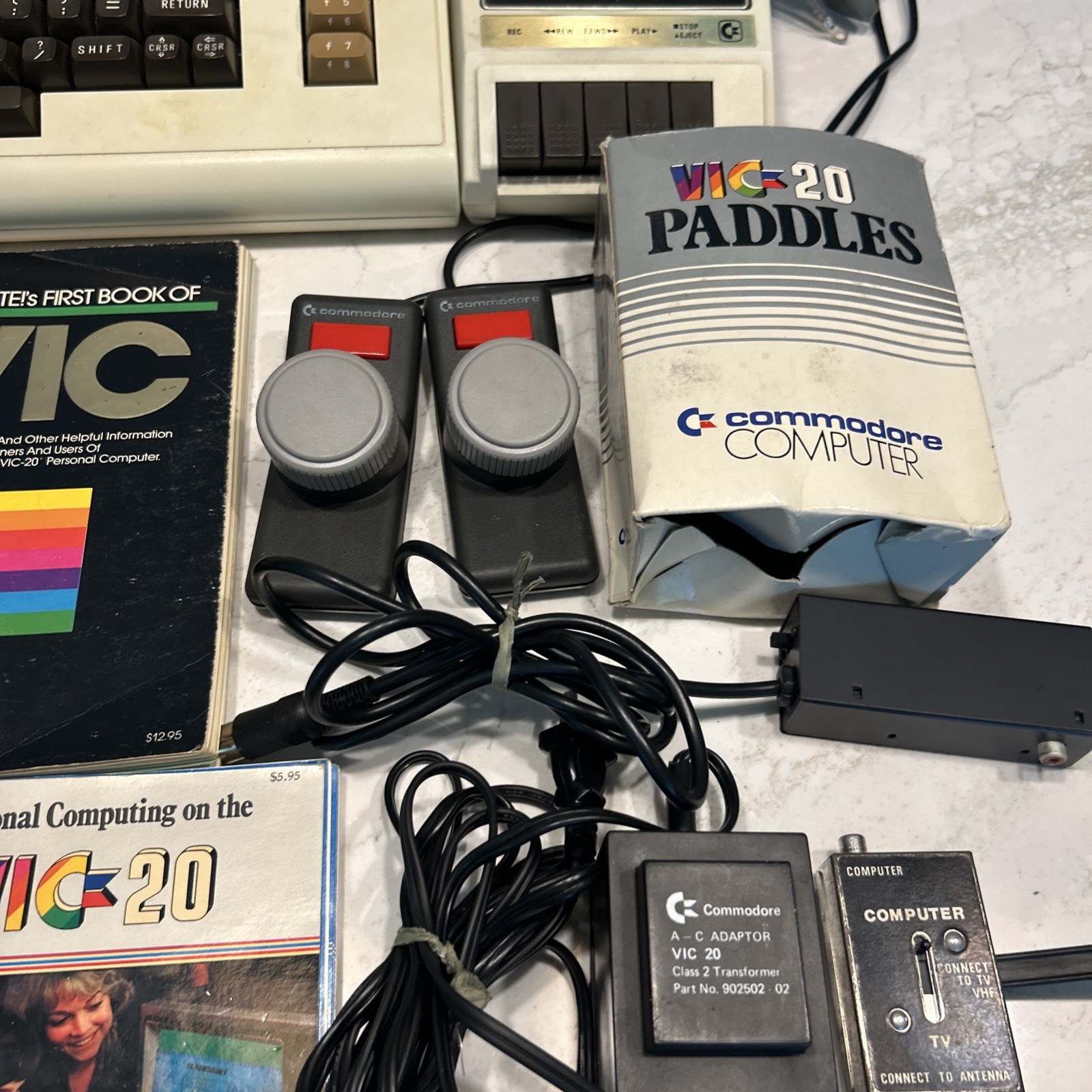 Commodore Vic-20 Computer- turns on-Untested