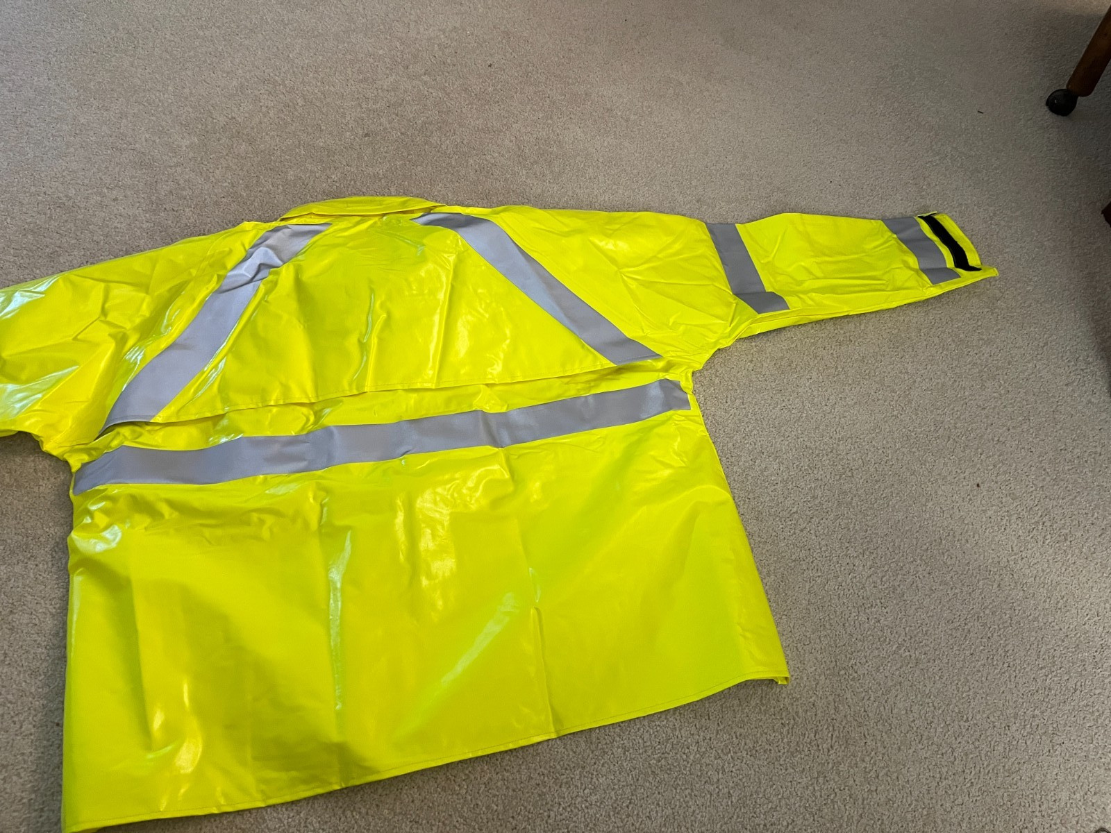 Neese Flame Arc Resistant Class 3 Yellow 227AJ Jacket 2X Large Never used