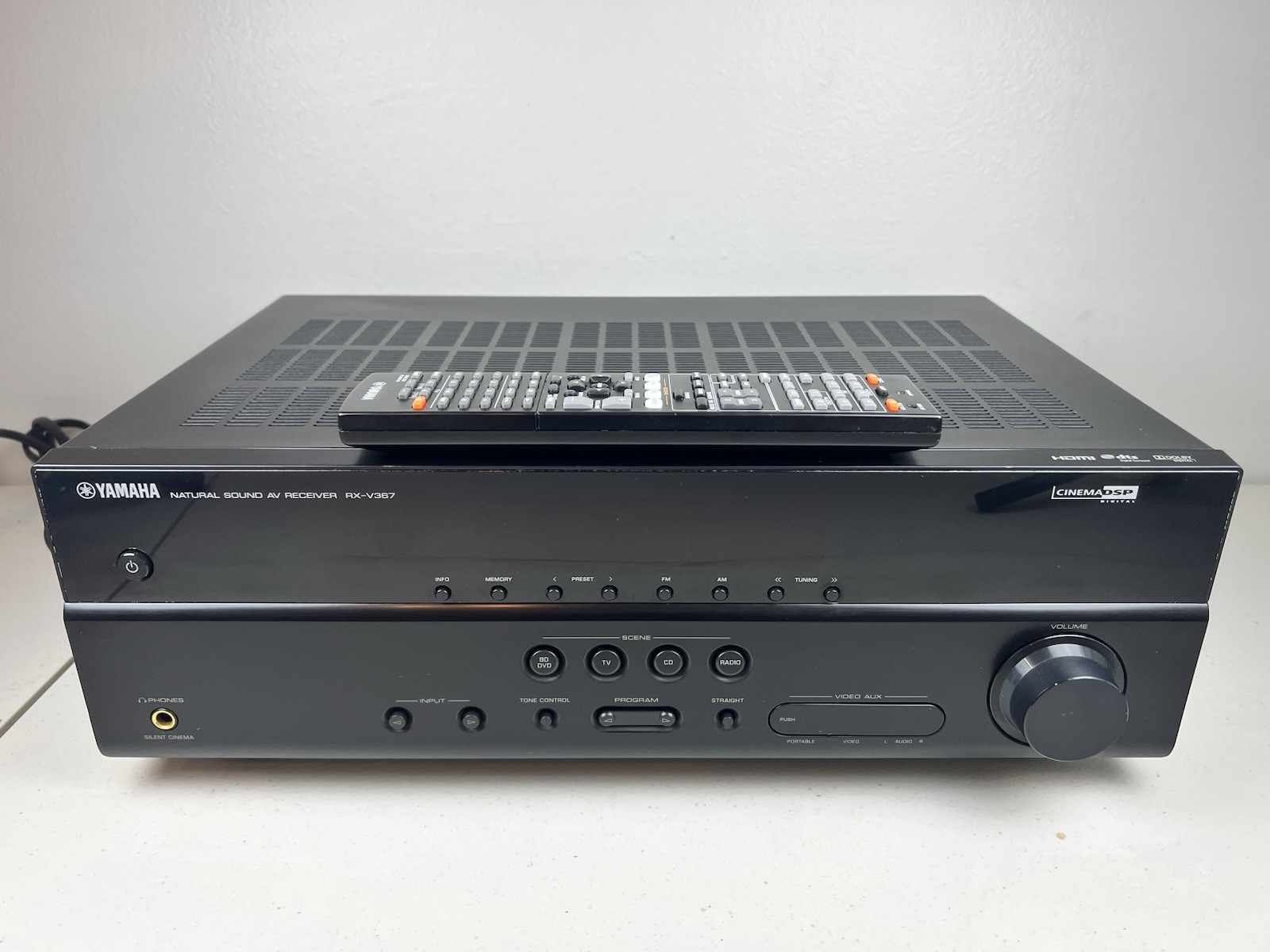 Yamaha RX-V367 Natural Sound AV Receiver w/ Remote Bundle TESTED READ