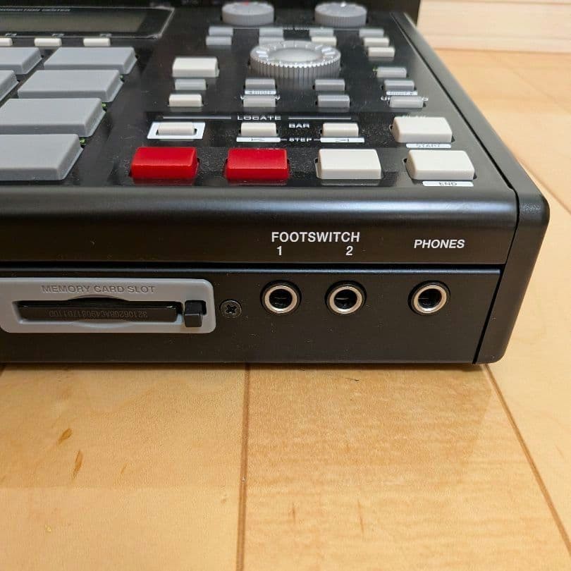 AKAI MPC1000 Black Sampler Sequencer 128MB Expanded JJ-OS w/ Box CF Tested