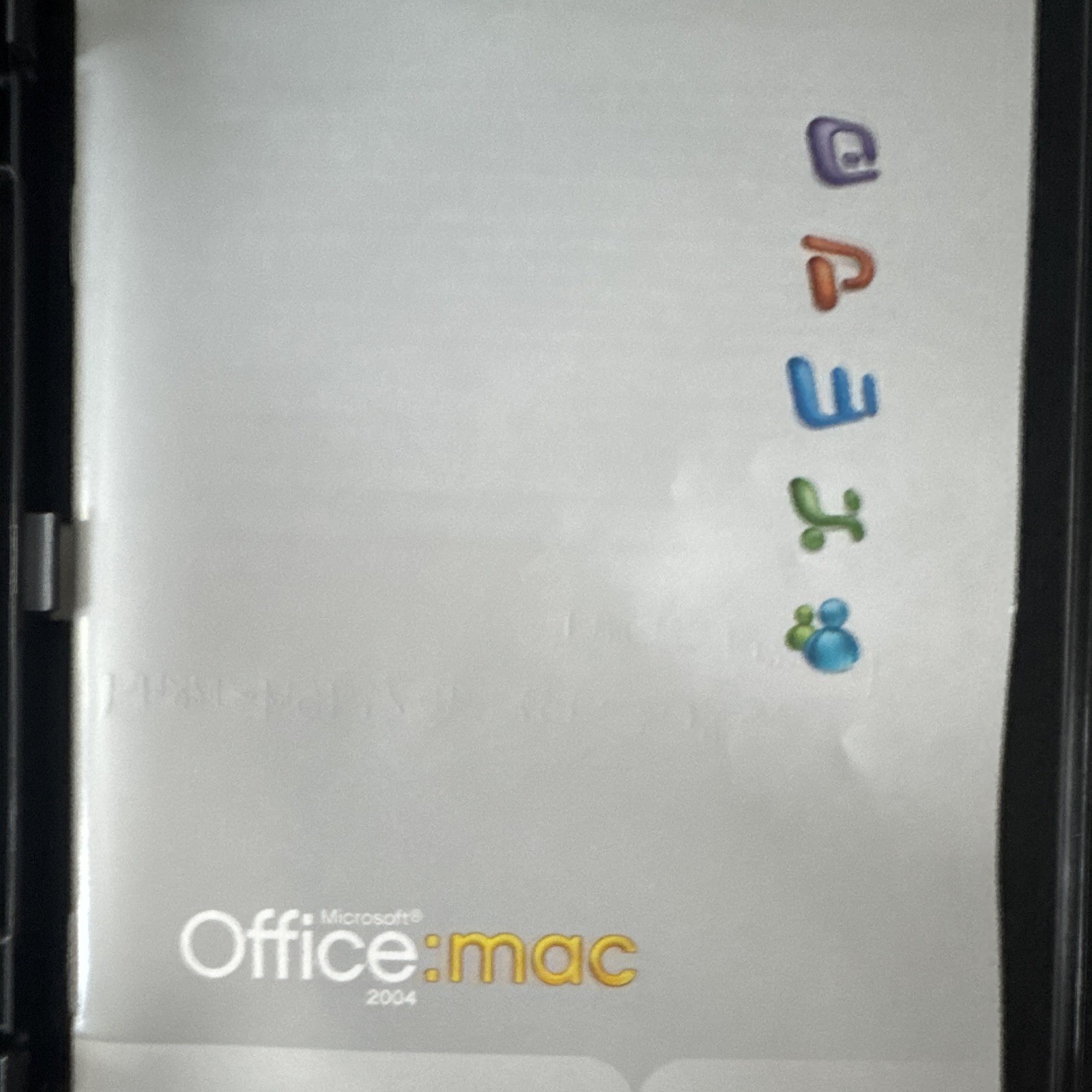 Microsoft Office 2004 for Mac Student & Teacher Edition CD Academic, 3 Devices