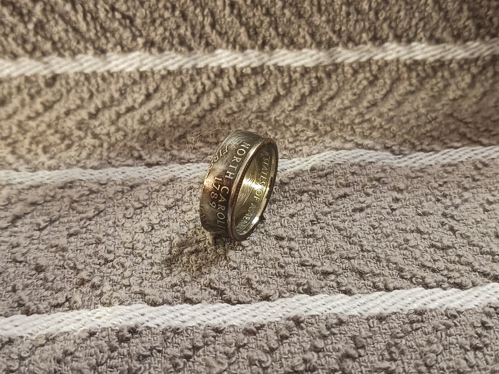 North Carolina Handcrafted Washington Quarters coin ring, size 7  2001