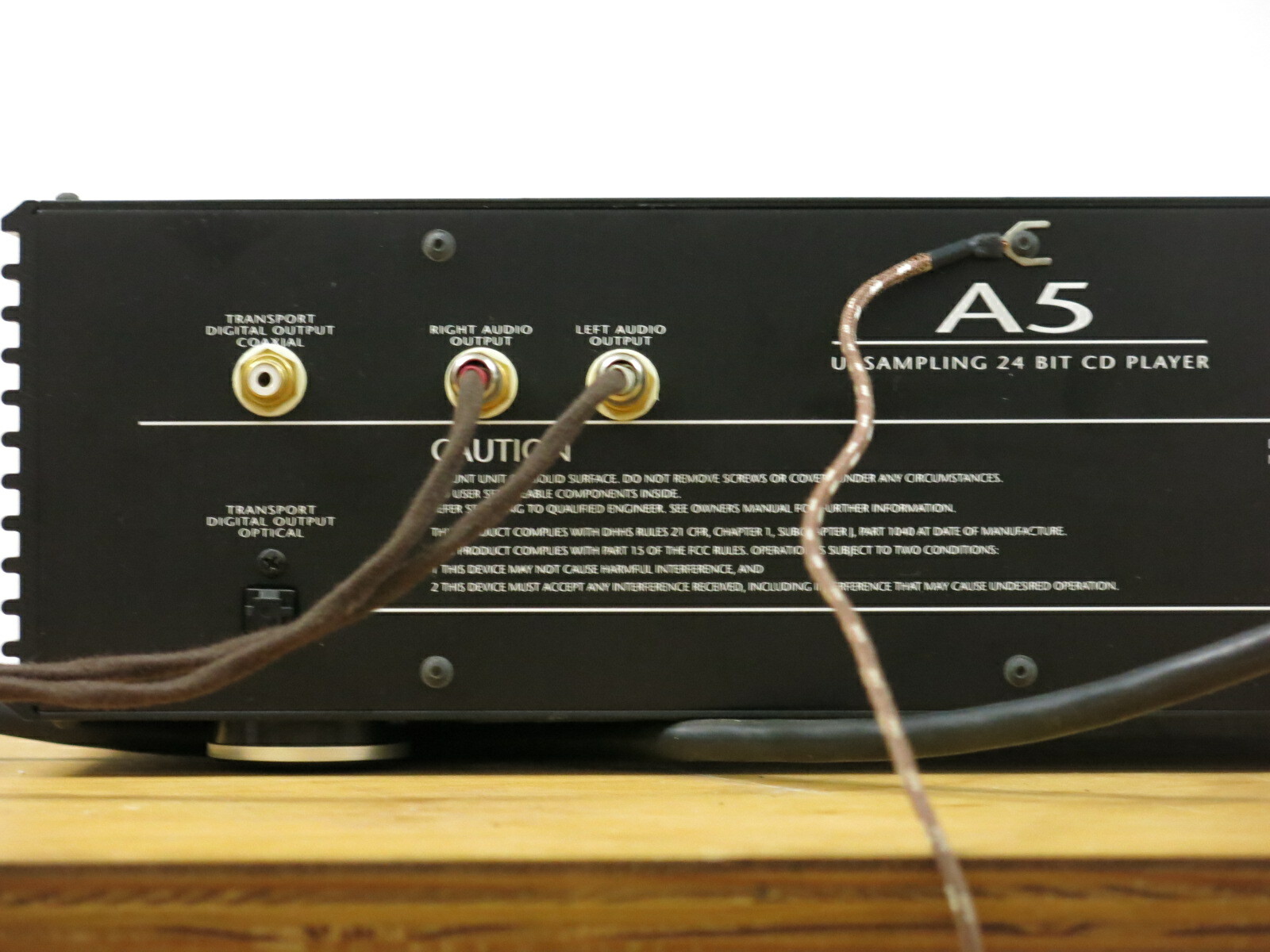 WAITING AUDIO Earth-2 grounding box