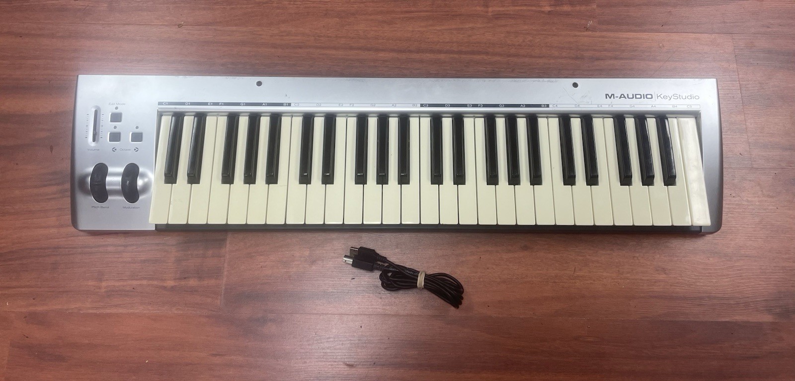 M-Audio Keystudio 49-Key MIDI Keyboard Controller