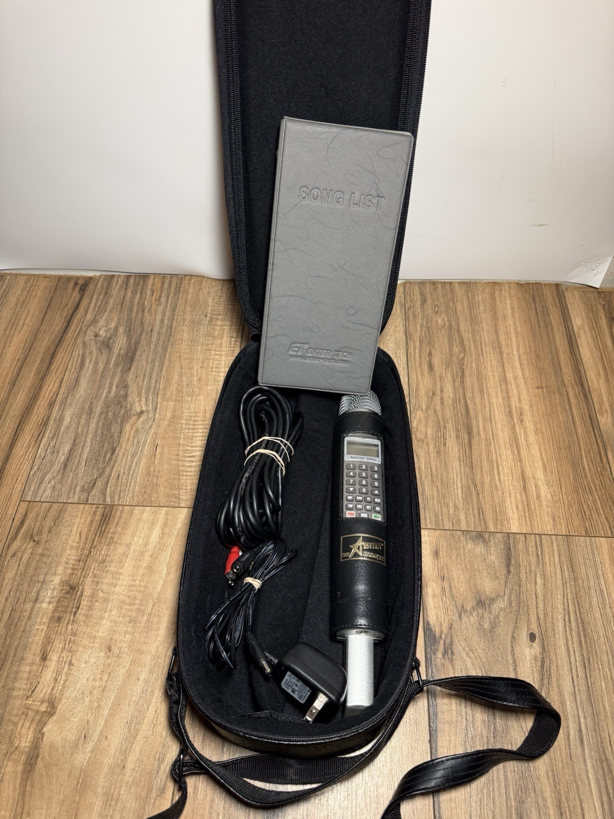 Magic Sing Enter Tech Karaoke Microphone W/ Tagalog 4 Chip Book Mic Case WORKING