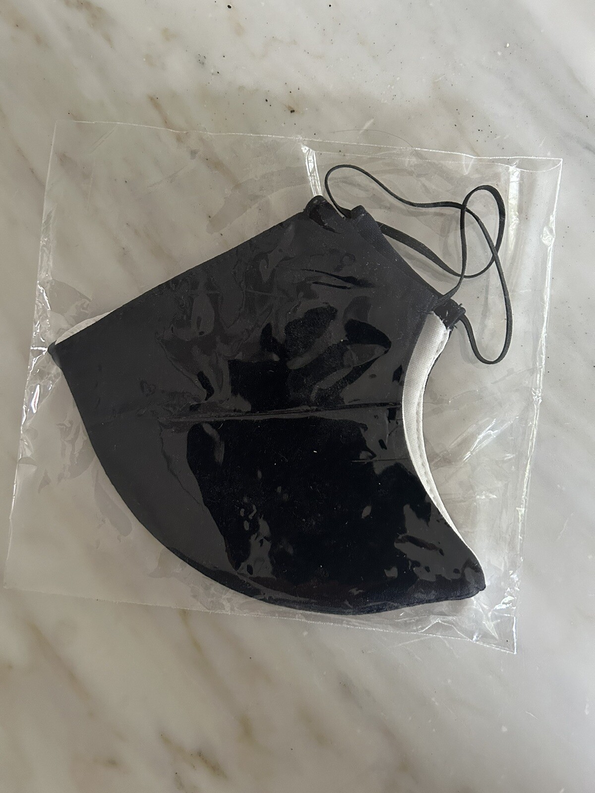Frank Lyman Designer Adult Cloth Face Mask Black With White Lining