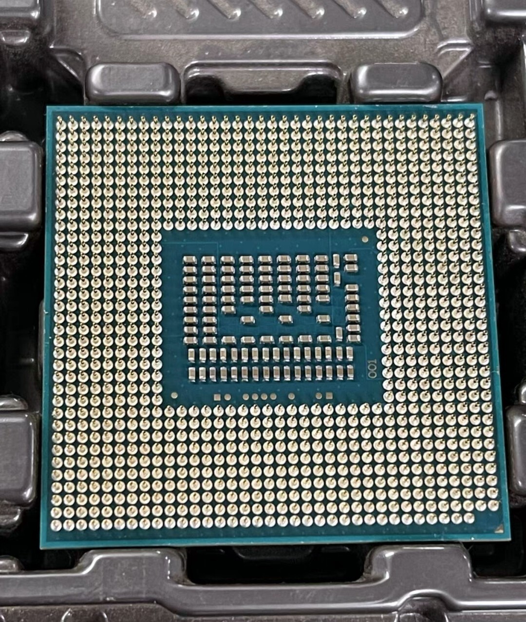 Intel SR0UV Core I7-3740QM Quad Core CPU Processor 6M Cache up to 3.70GHz