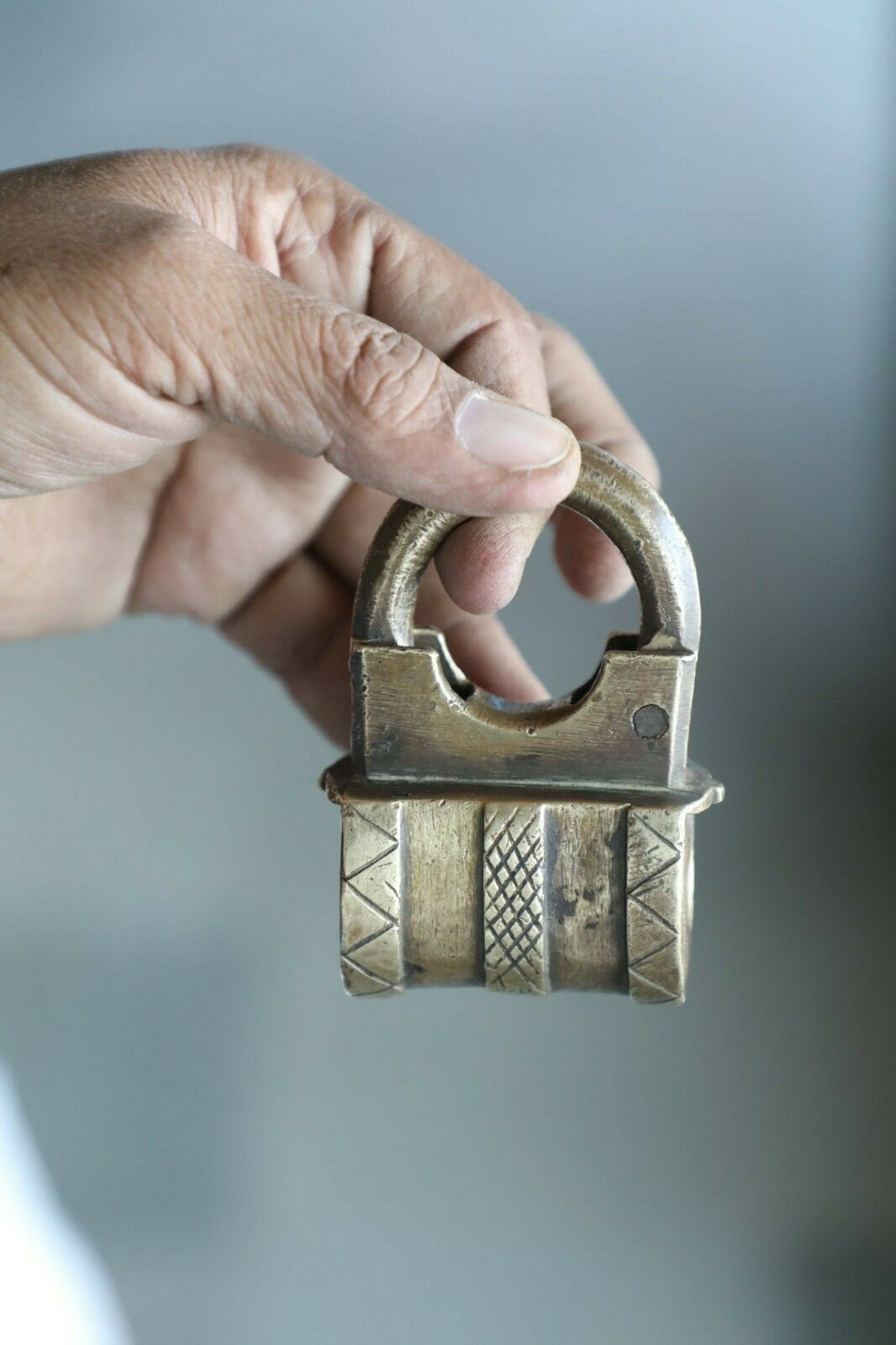 Vintage Brass Handcrafted Engraved Solid Heavy Screw System Padlock