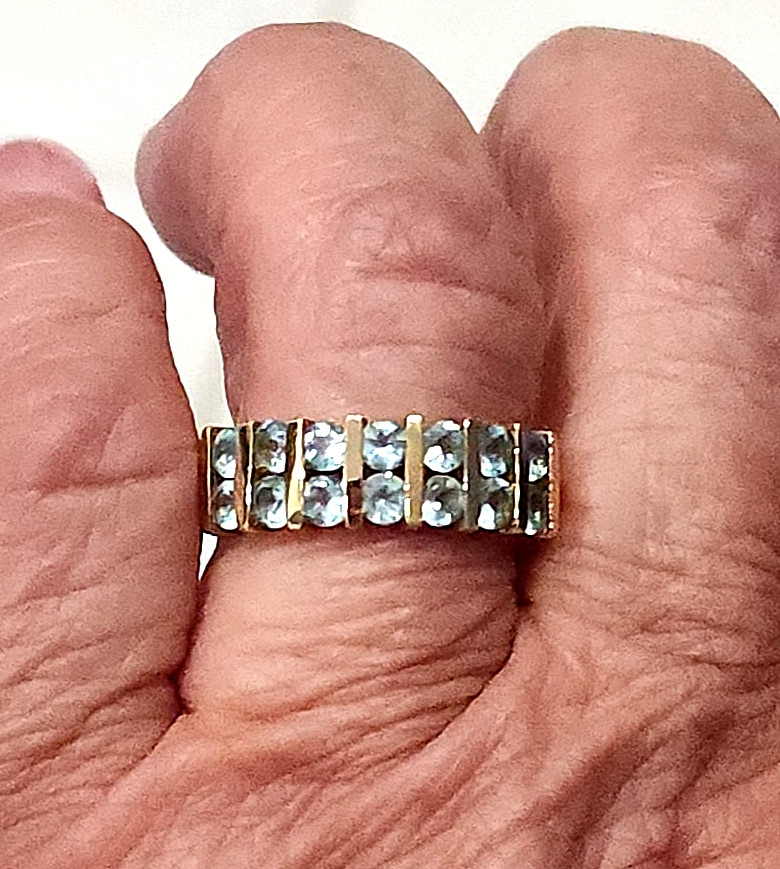 Light Paraiba Apatite ring in vermeil 14K Yellow Gold on 925 SS 1.90 cts sz 9