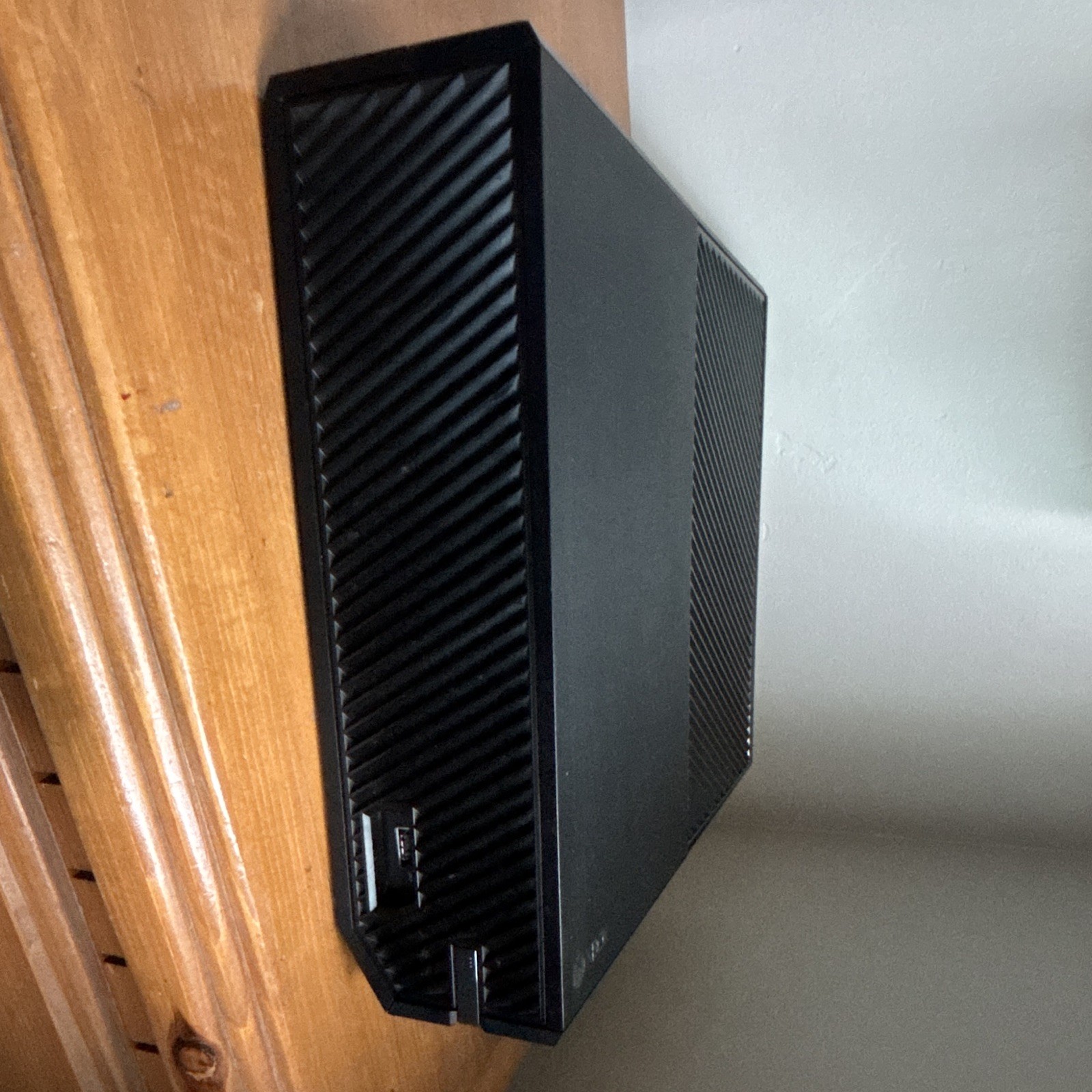 Microsoft Xbox One 500GB Black Console 1080p Region Free w/ Wireless Controller