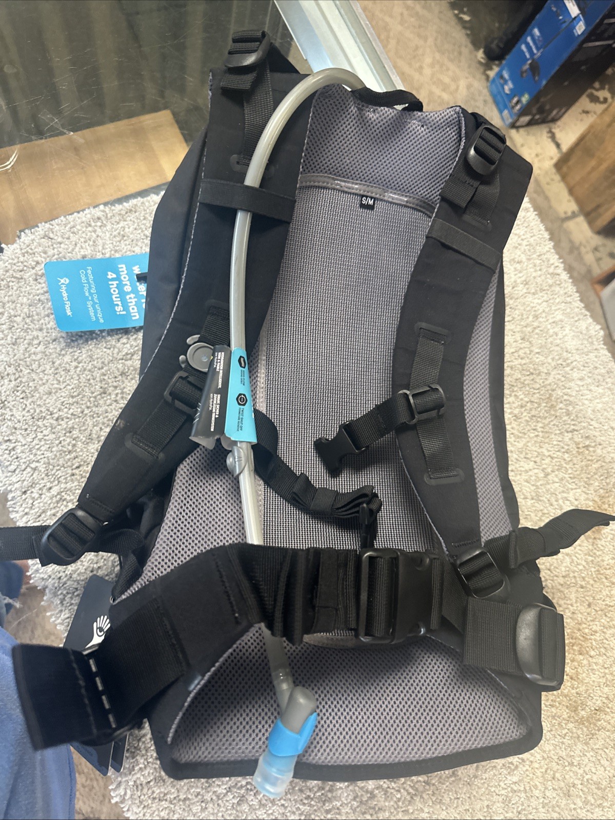 Hydro Flask Down Shift Black Hydration Pack 20 L NEW With Tags