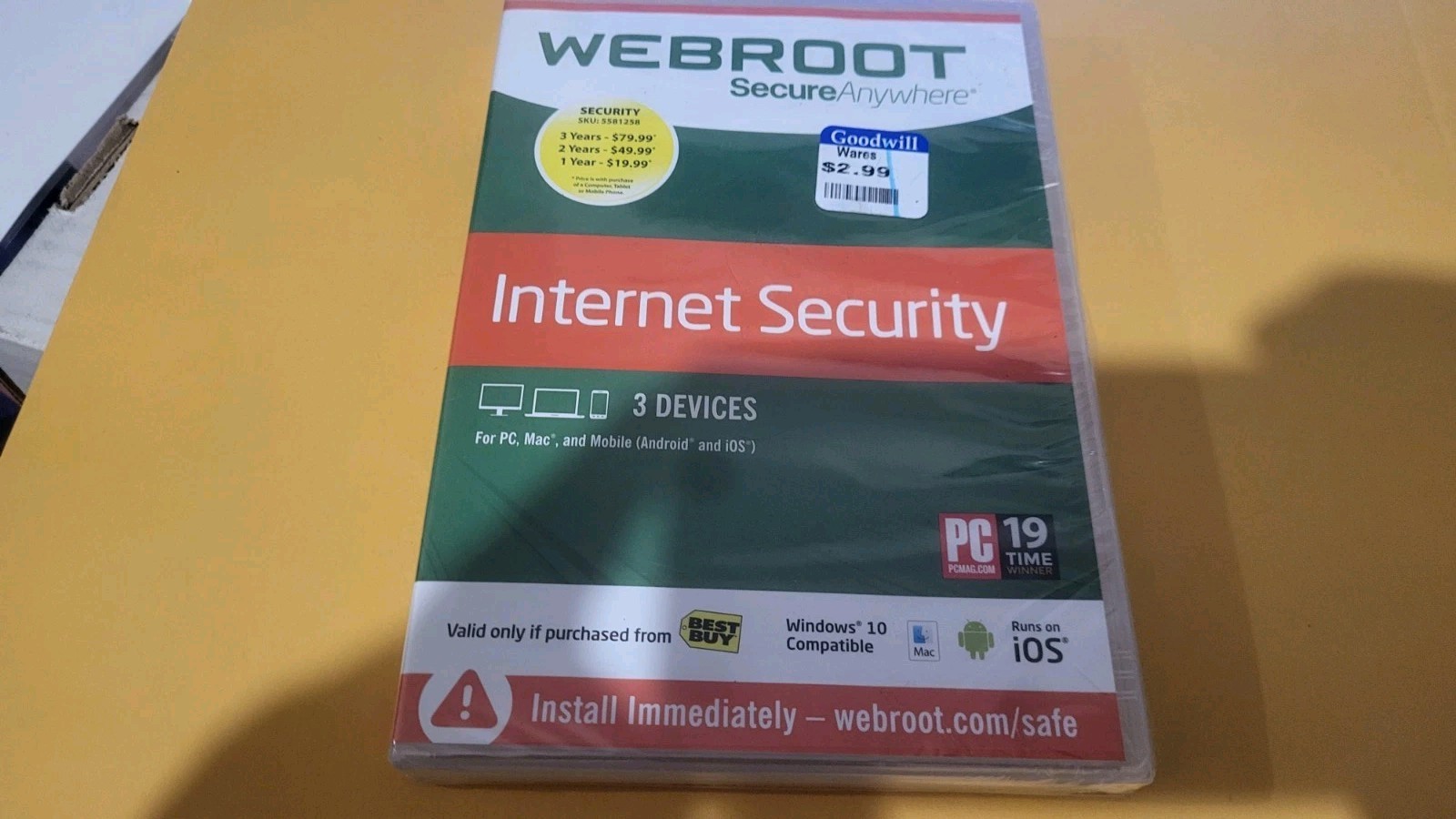 New Webroot Secure Anywhere Internet Security w/ Antivirus Windows 10, 3 Devices