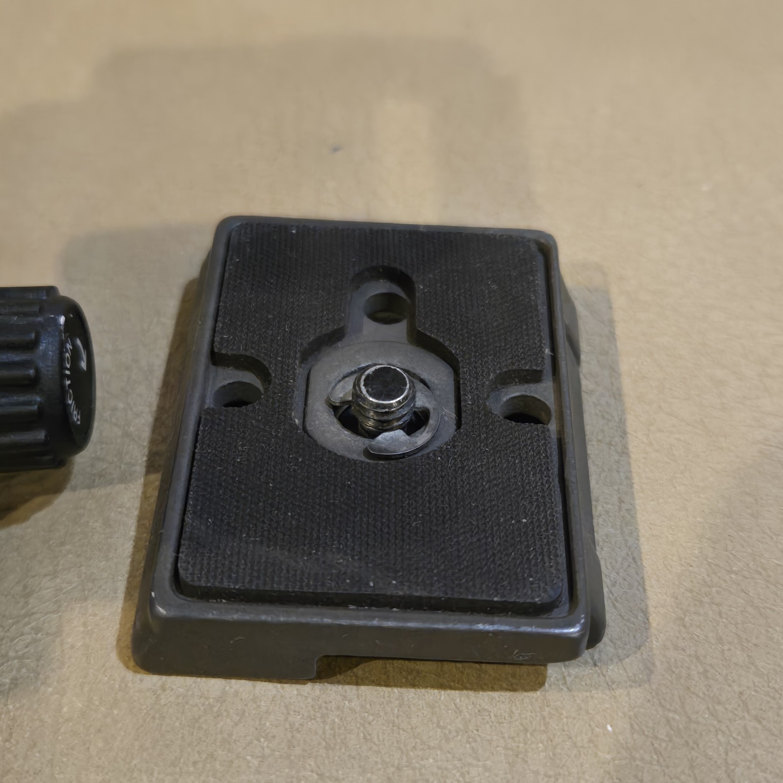 Manfrotto 496RC2 Compact Ball Head with Quick Release Plate
