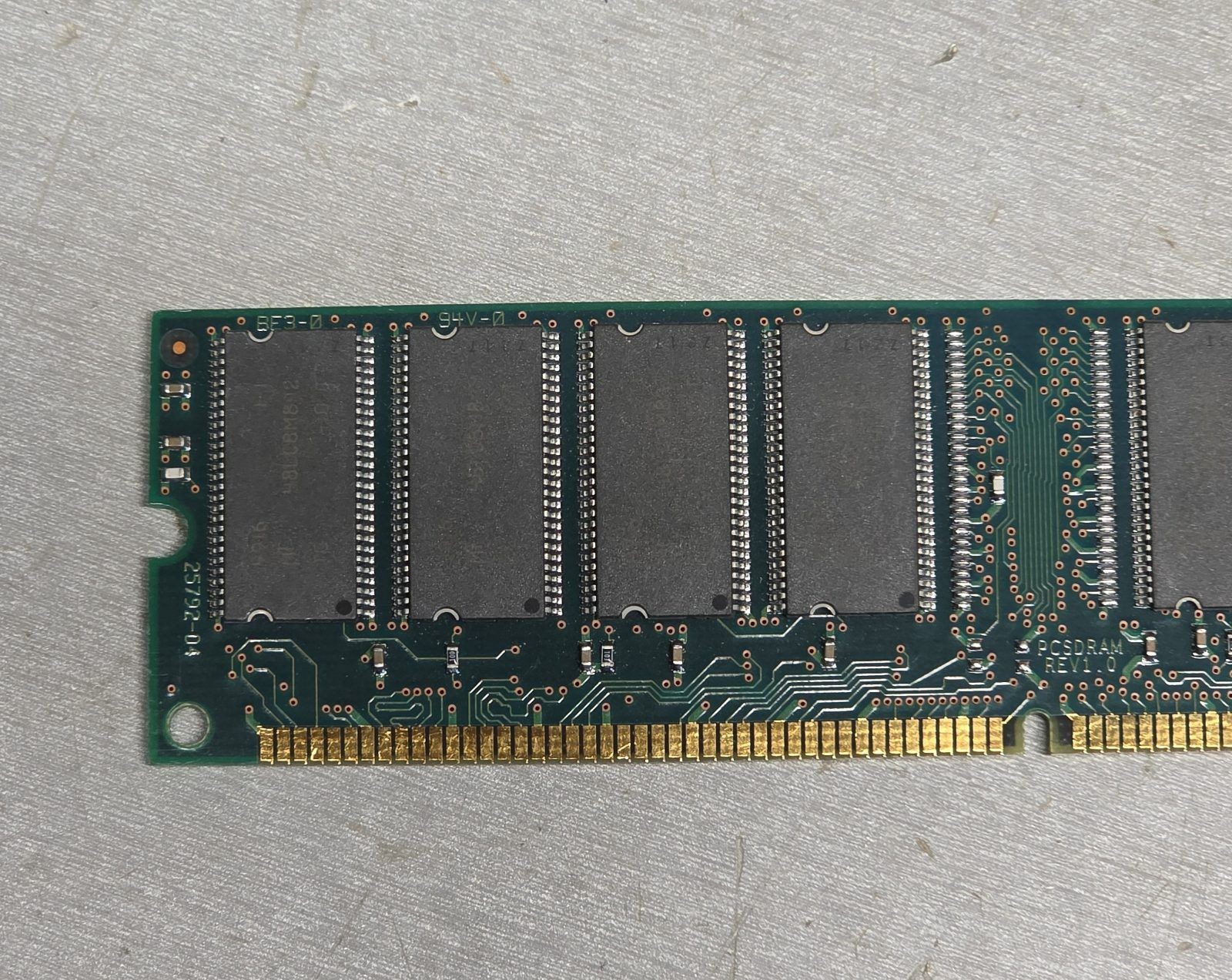 Micron MT16LSDT1664AG-662C4 128MB PC66 SDRAM DIMM Desktop Memory Module