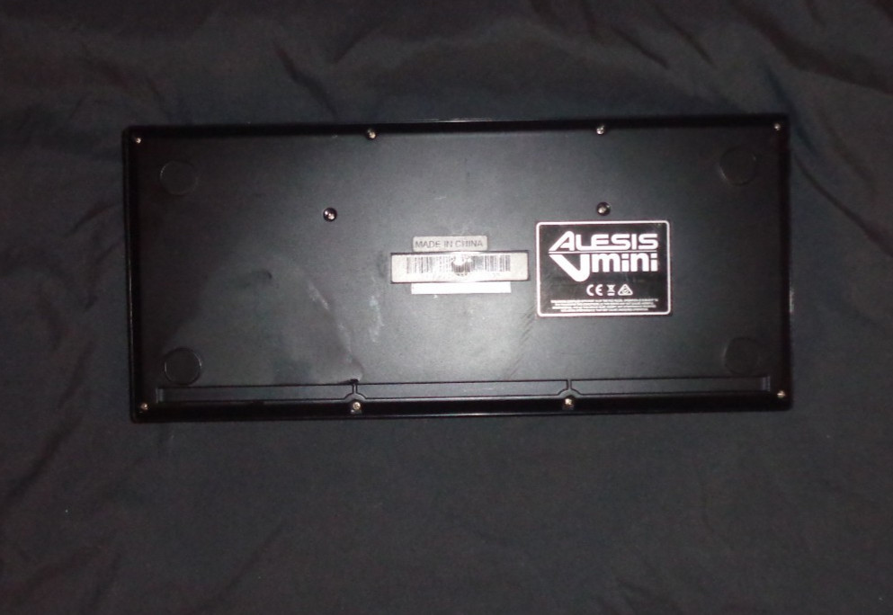 Alesis Vmini