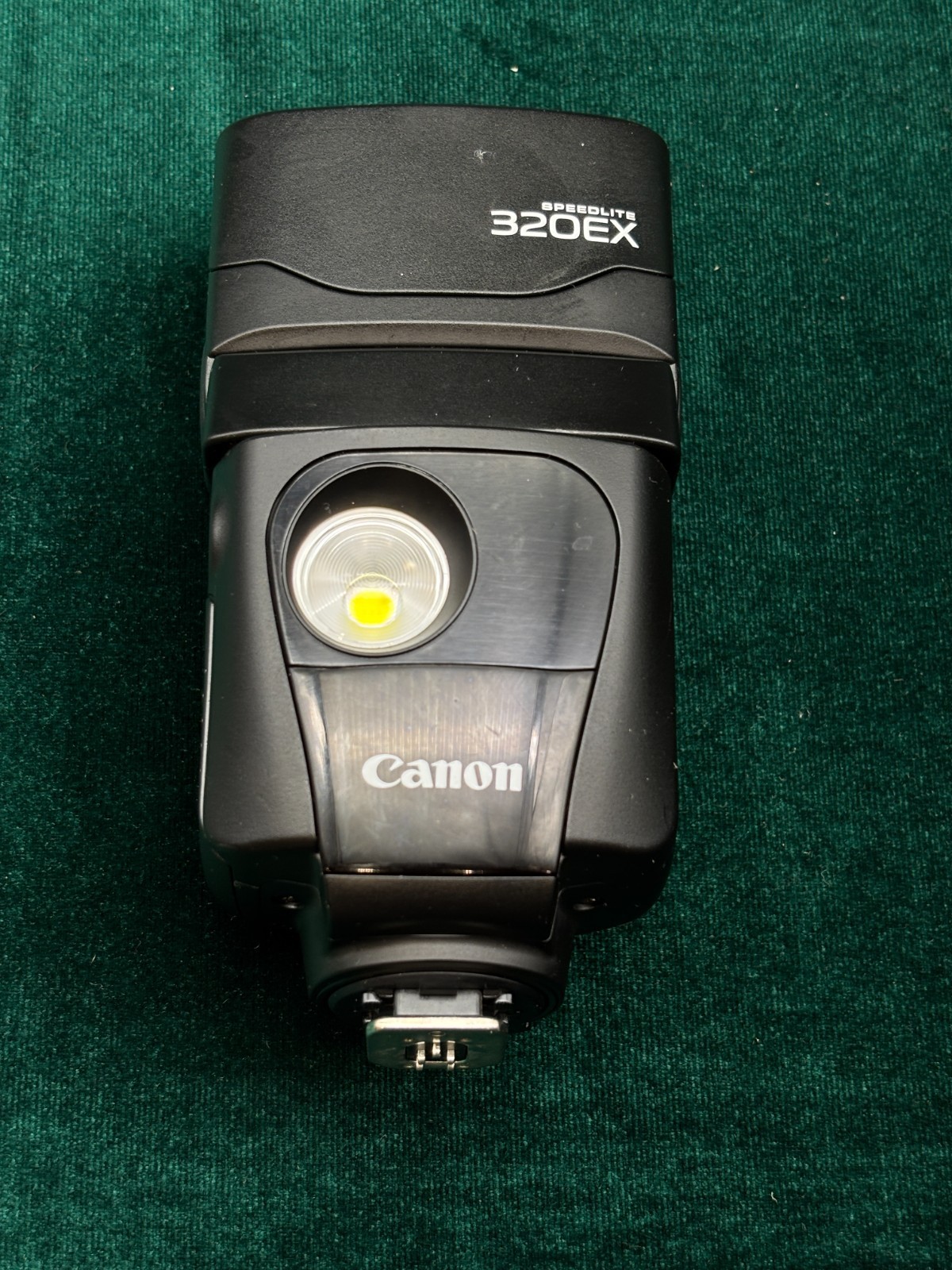 Canon Speedlite 320EX/Flash/Works