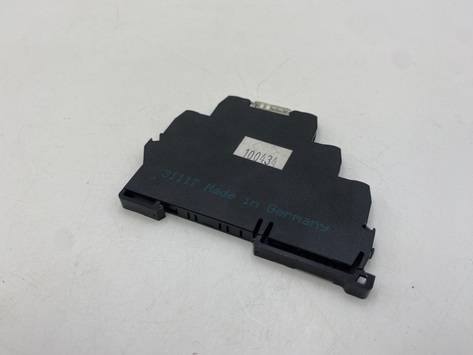 Murr Elektronik 52030 Input Output Module Din Rail Input 110V 4mA Output 6A 250V