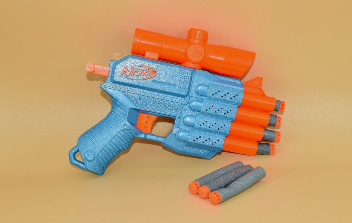 Nerf Elite 2.0 Prospect Soft Dart Gun, Excellent Condition  Blue + 7 Darts