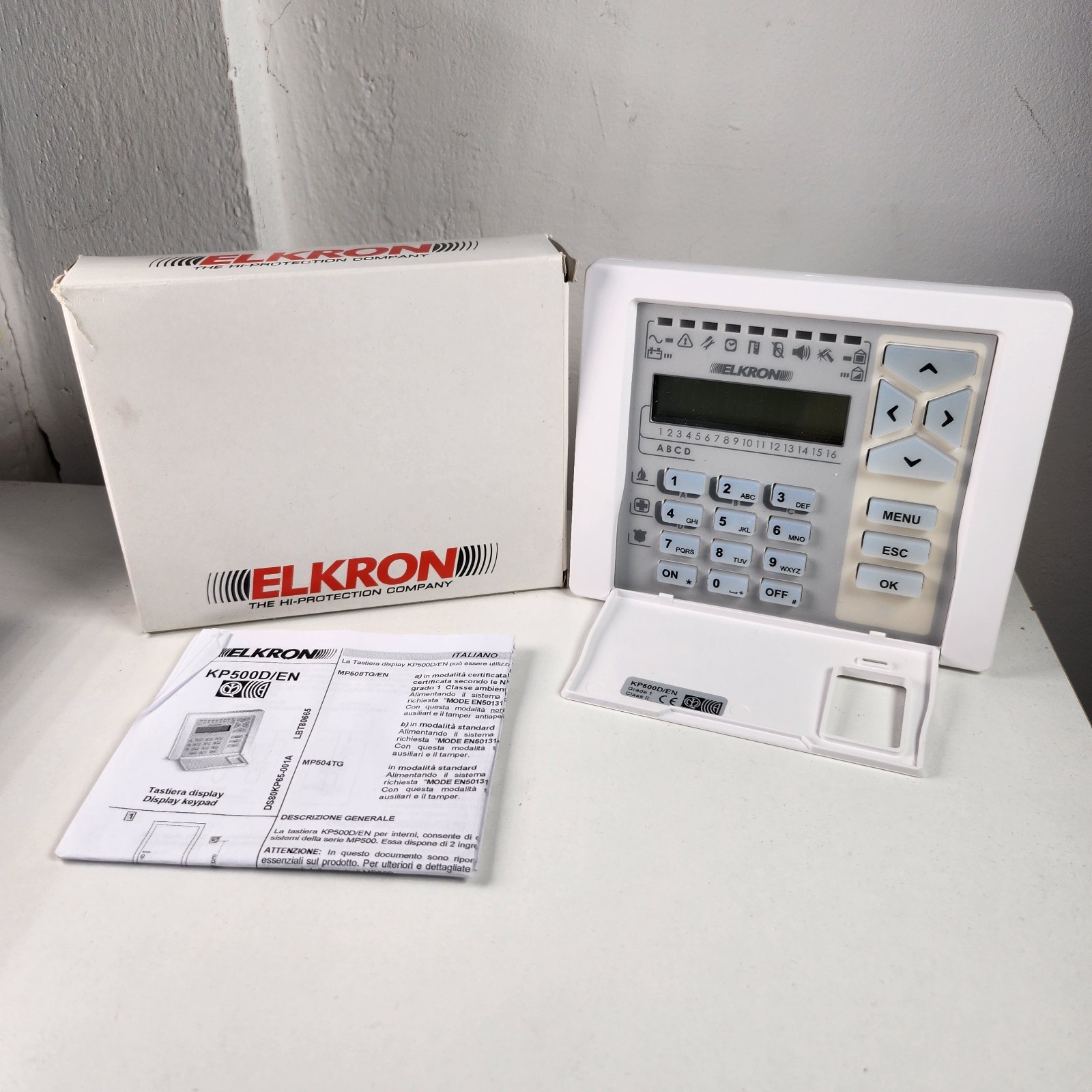 Elkron KP500D/EN IMQ V Alarm Keyboard. 4.11 80KP6000211 Used