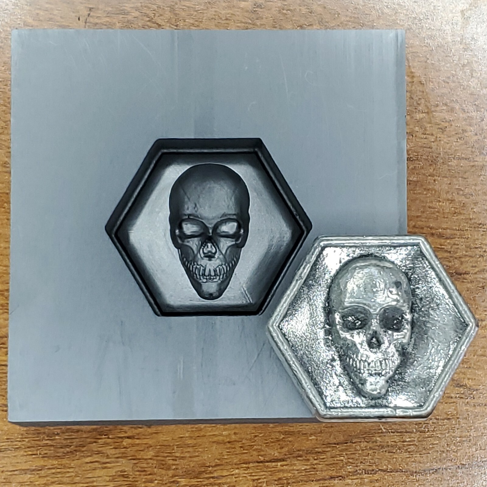 Hex skull 3d Graphite Ingot Mold Gold Silver Copper Tin Melting Casting