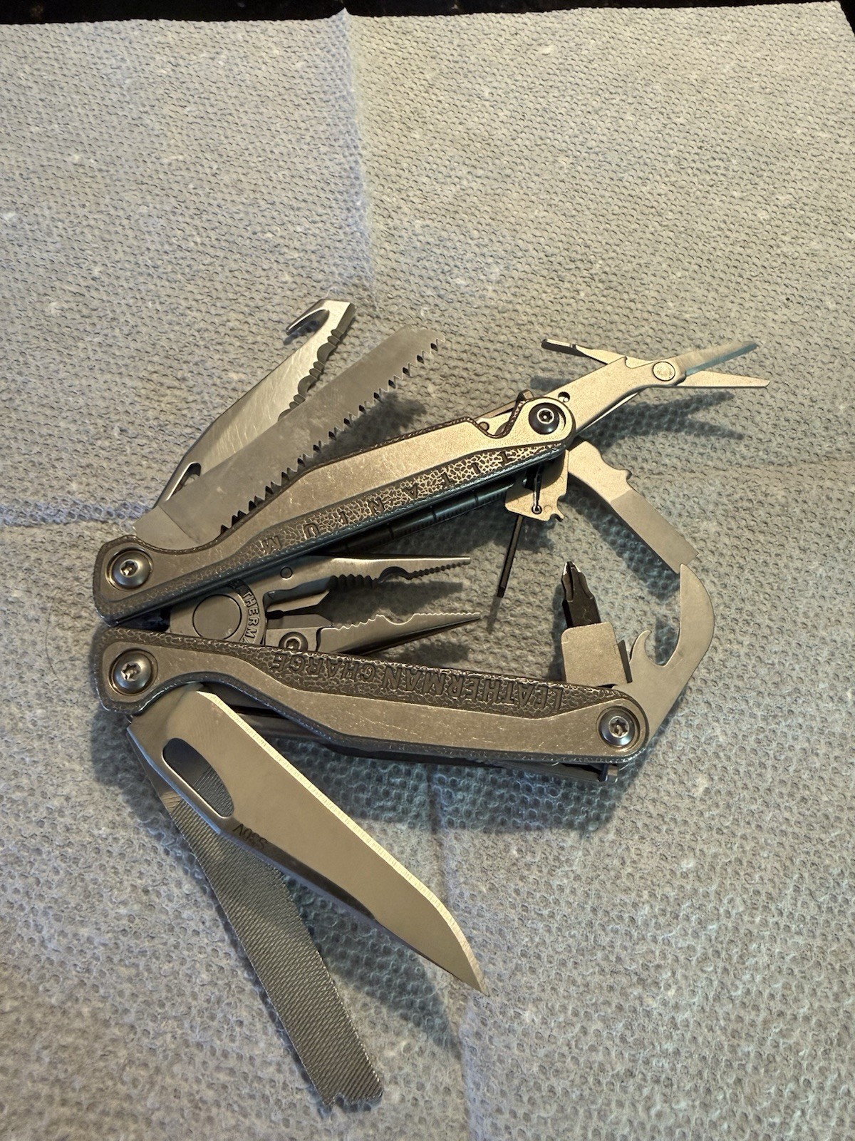 Leatherman Charge+ TTi w/ Cap Crimper & Replaceable Wire Cutter NON RECALL