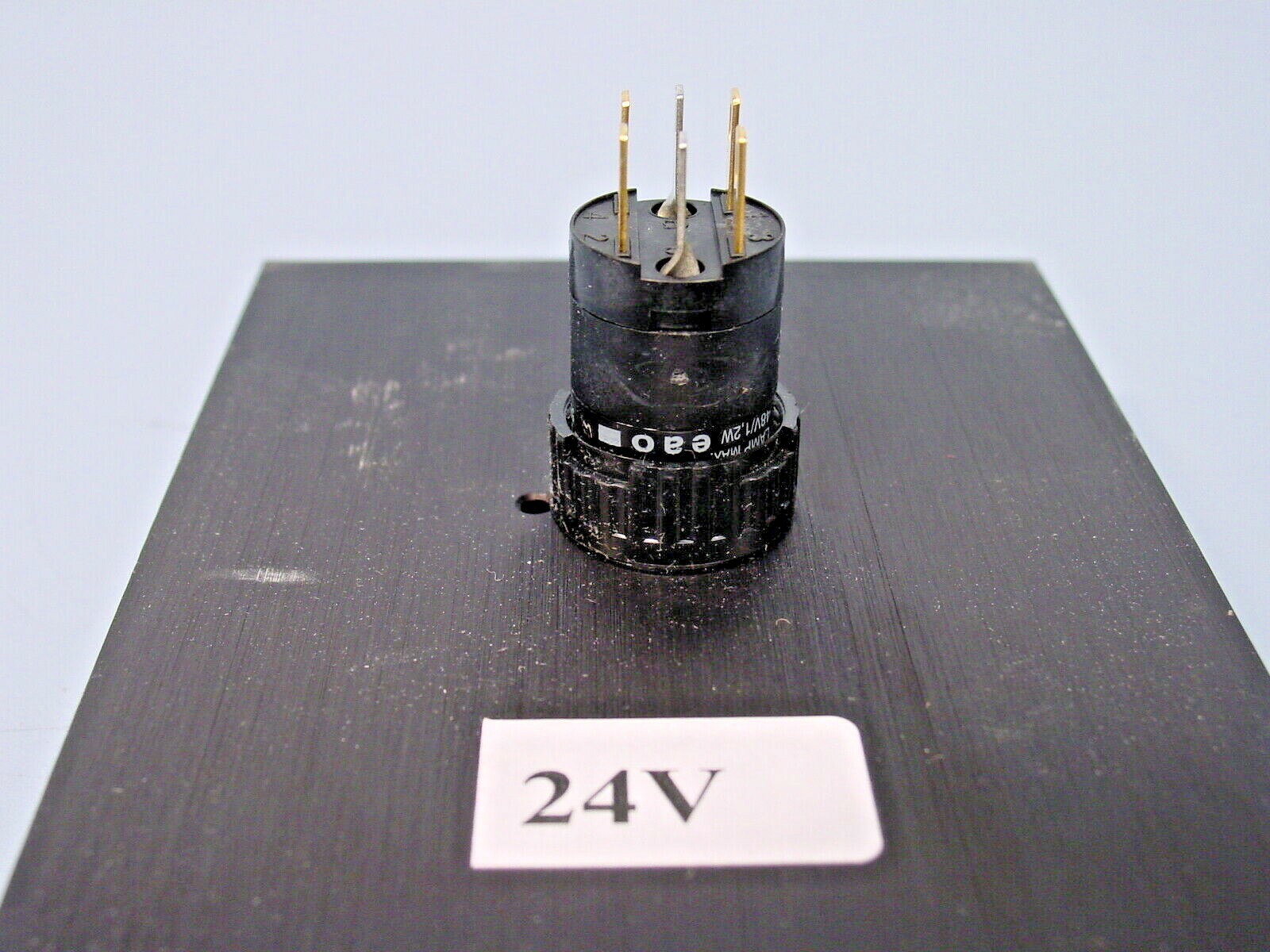 *RCI 970-MO-24x40 Tamper-Resistant Illuminated Exit Button