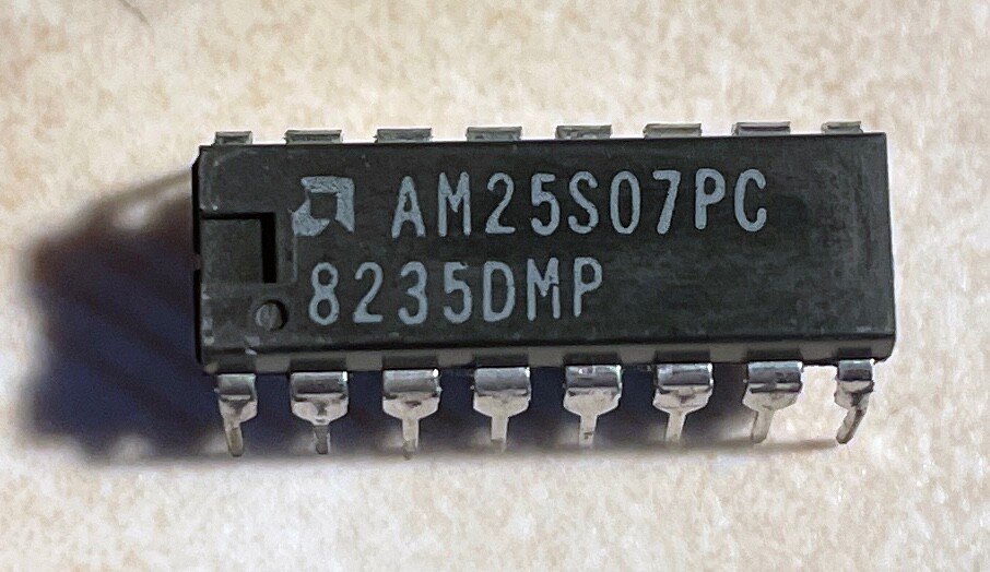 AMD AM25S07PC 25S07 Hex/Quad Parallel D Register - NOS
