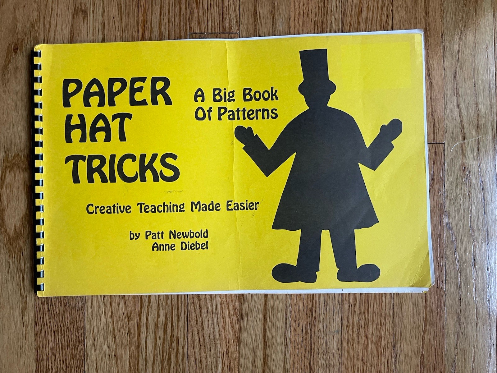 Paper Hat Tricks A Big Book Of Patterns By Pat Newbold Anne Diebel