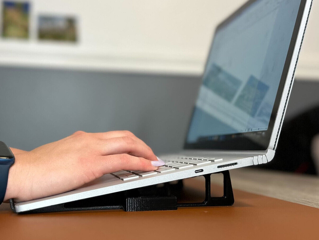 Universal Compact Elevated Laptop Stand 10° Angle
