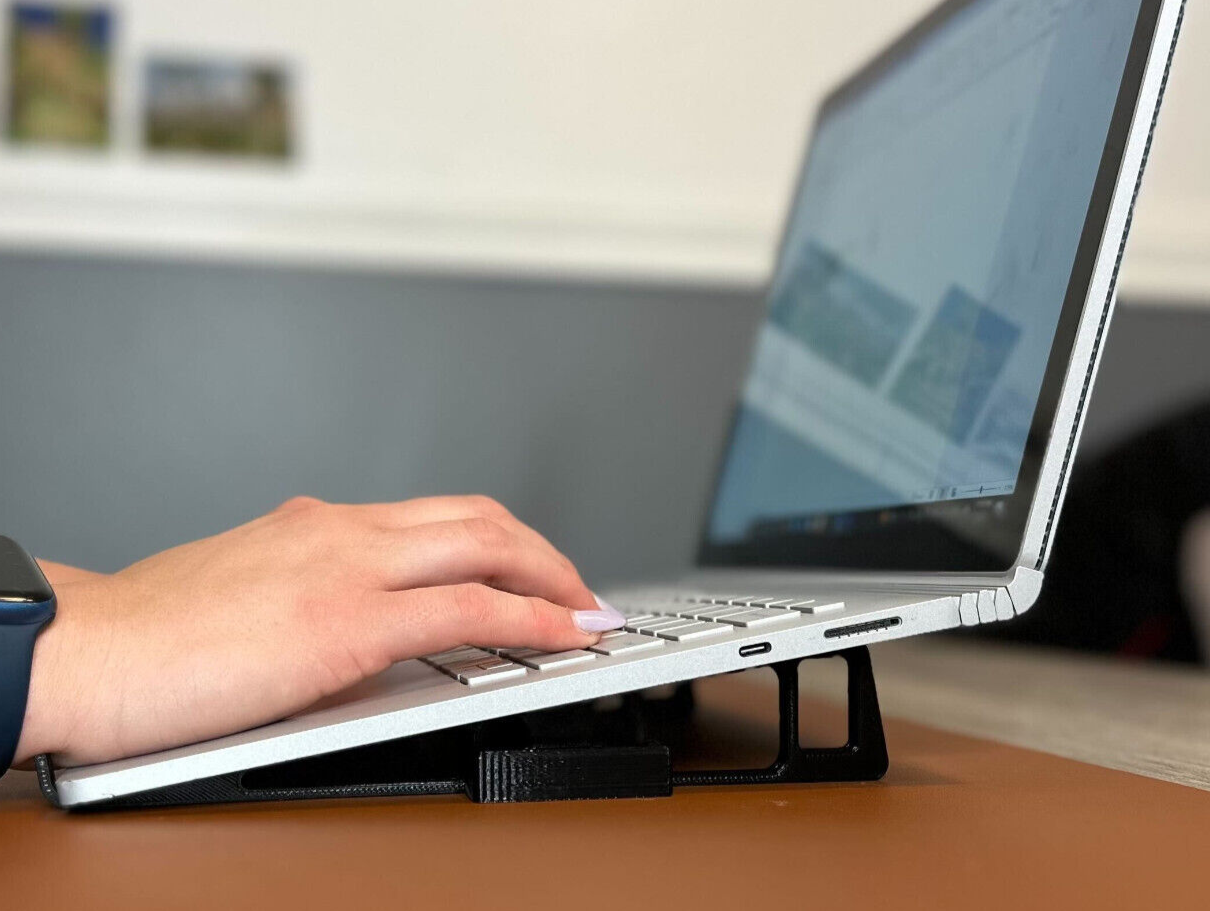 Universal Compact Elevated Laptop Stand 10° Angle