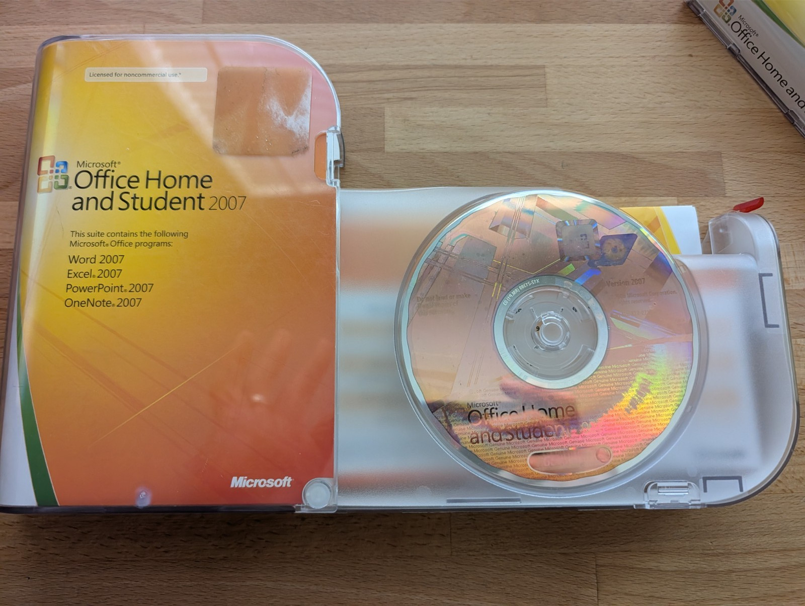 Microsoft Office Home & Student 2007 w/Product Key