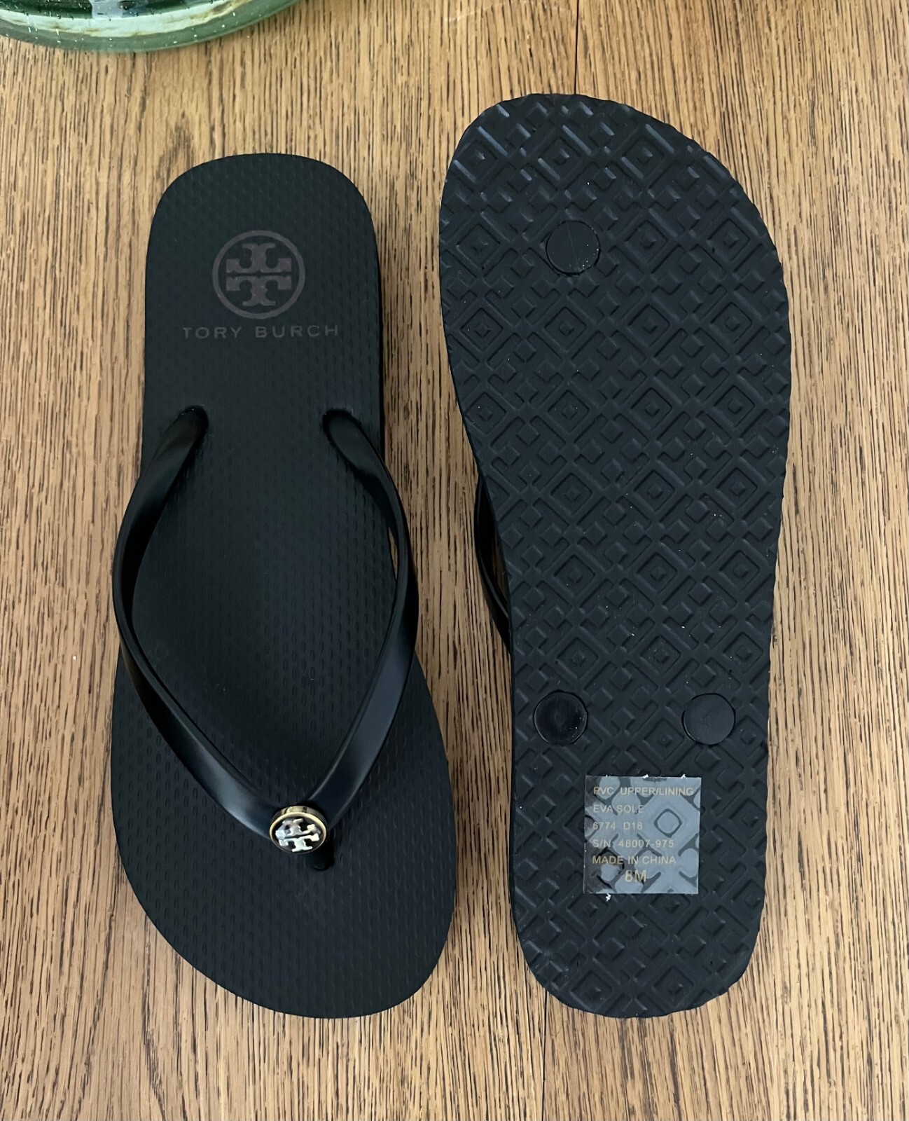 TORY BURCH Flip Flops 7 Black Flats Thin Strap Sandals