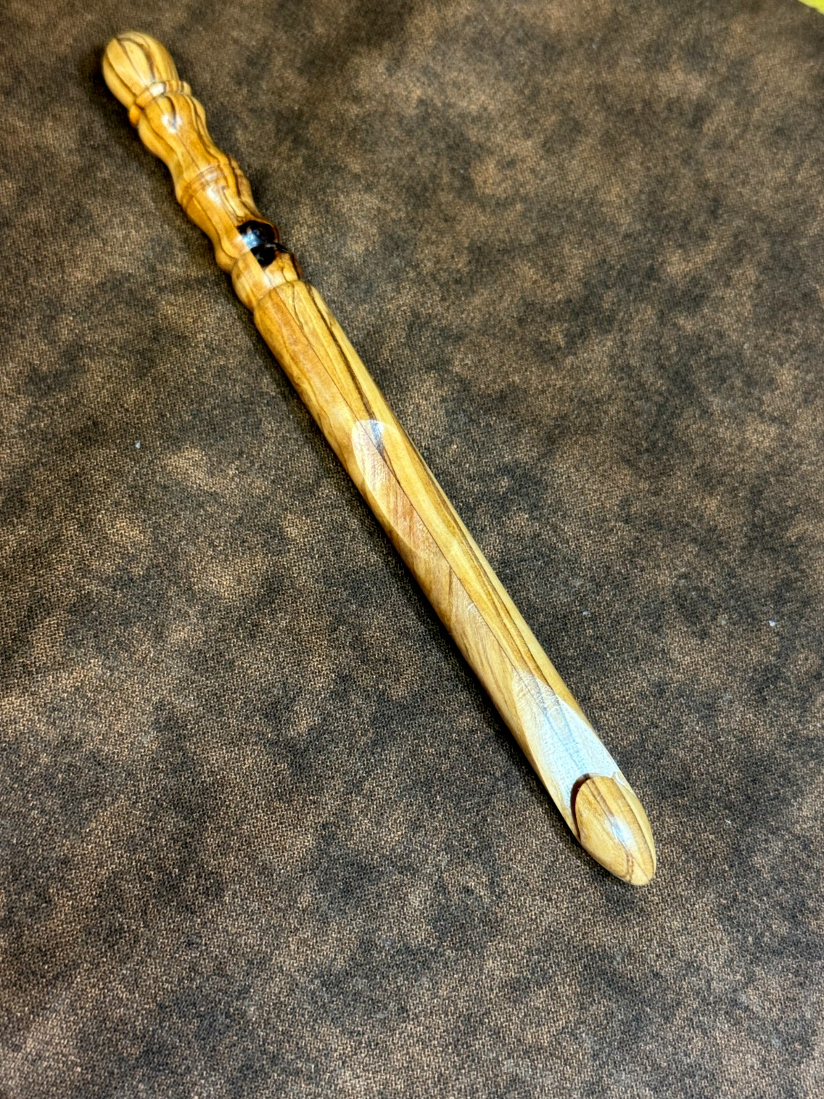 Hand carved BETHLEHEM OLIVE WOOD  YARN  CROCHET HOOK  size N