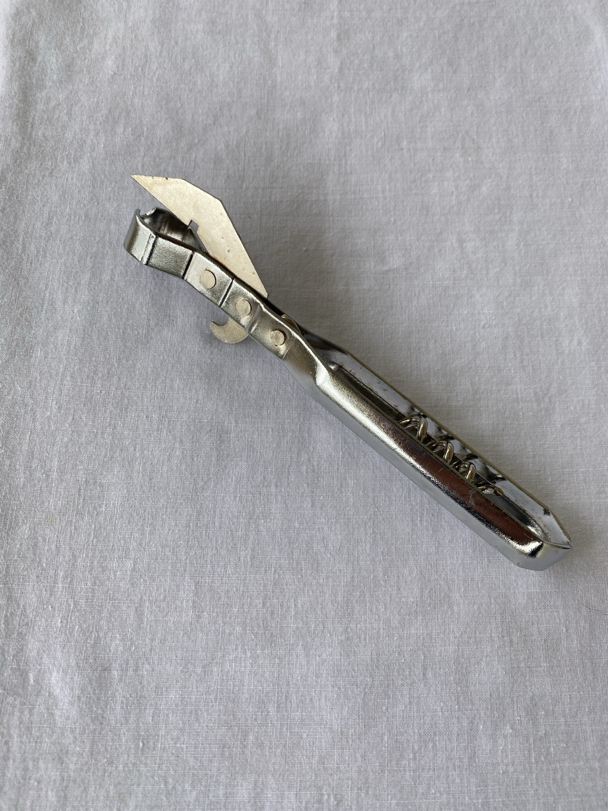 VTG Multi Tool Can & Bottle Opener Corkscrew Metal Bar Tool Retro Kitchen Taiwan