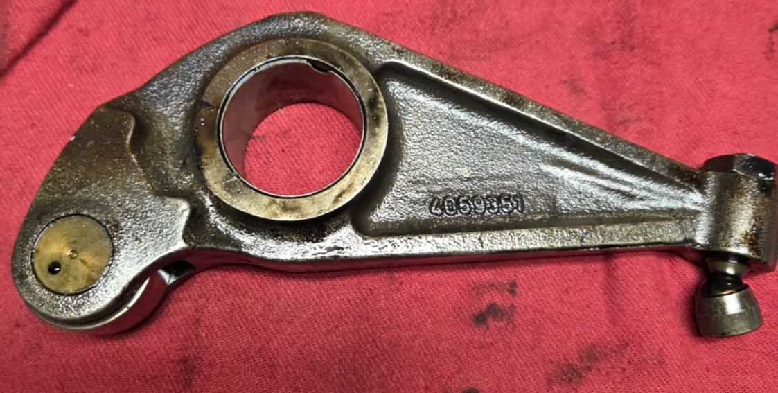 CUMMINS ISX ENGINE FUEL Rocker Arm # 4059351