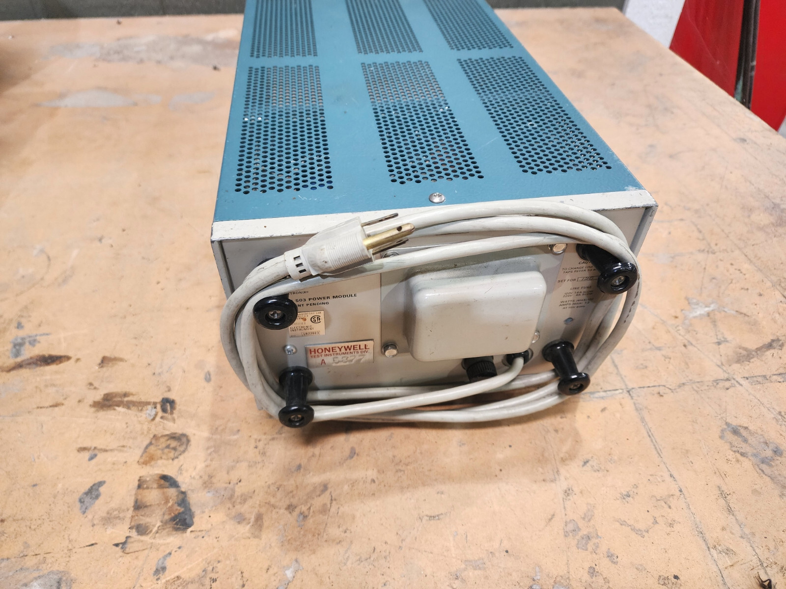 Tektronix TM503 Mainframe Unit A