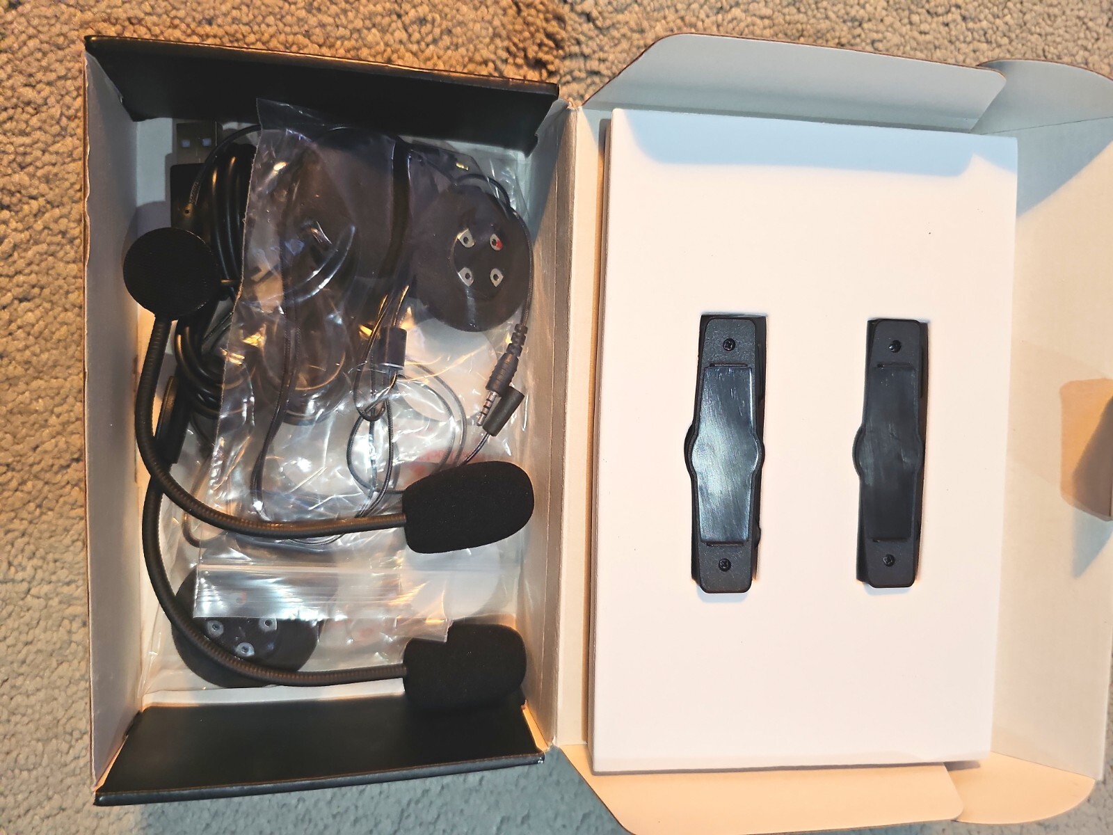 HELMET BLUETOOTH INTERCOM SYSTEM