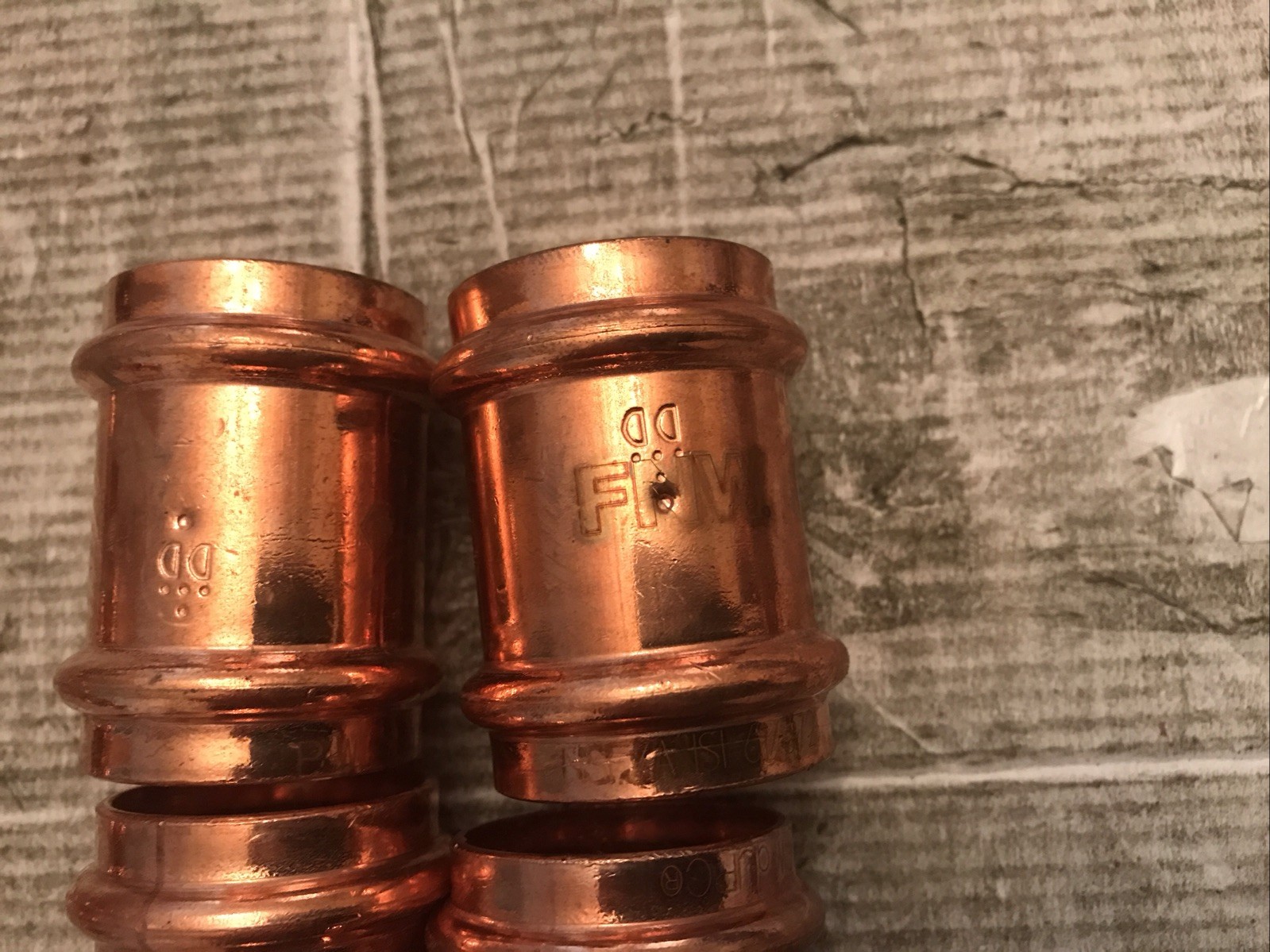 LOT OF 4 FNW Copper Press Fitting 1-1/4 W/Stop Coupling 10148