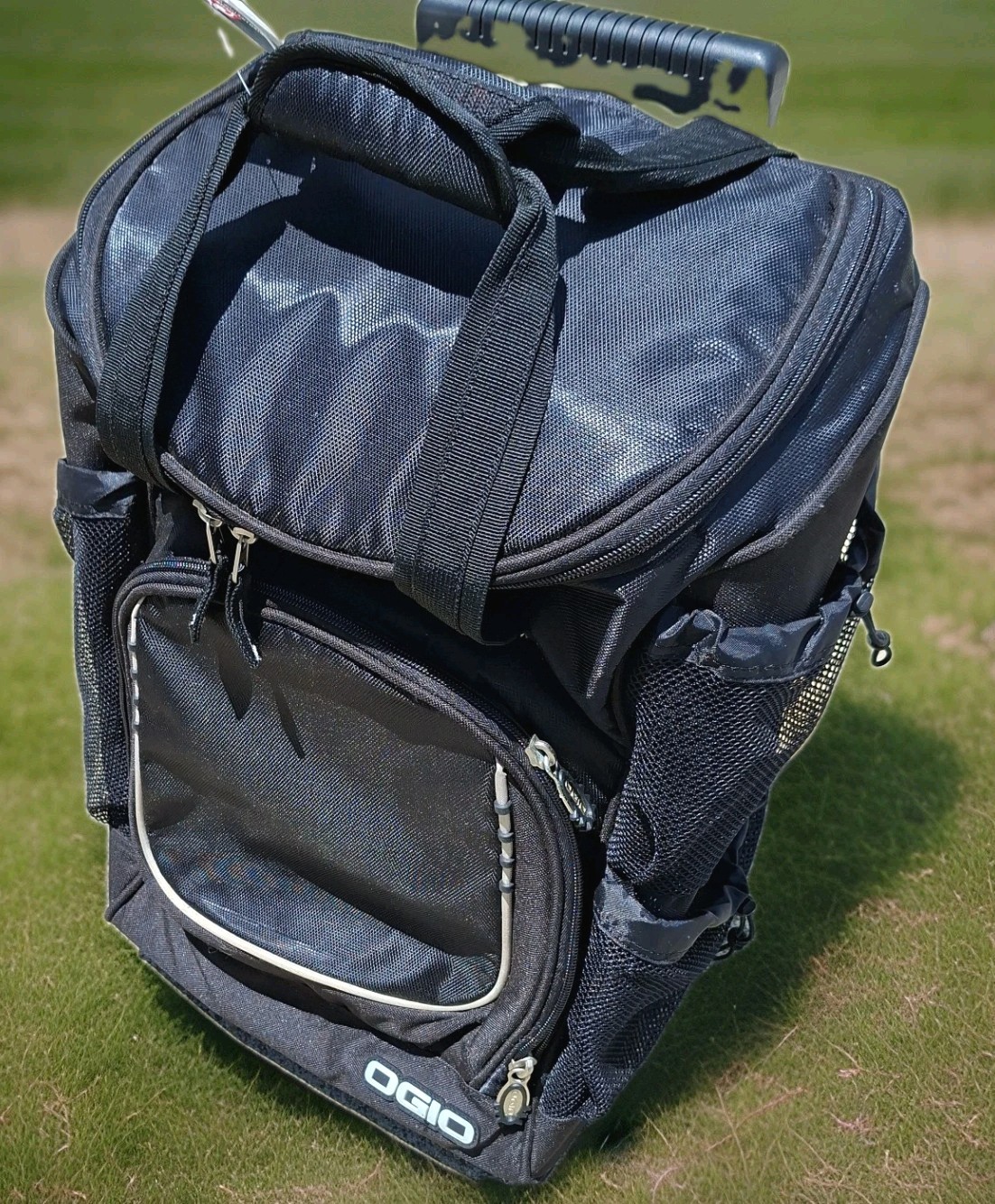 NEW OGIO Pulley Cooler Party Size Rolling Ice Chest Bag Black Golf Camping