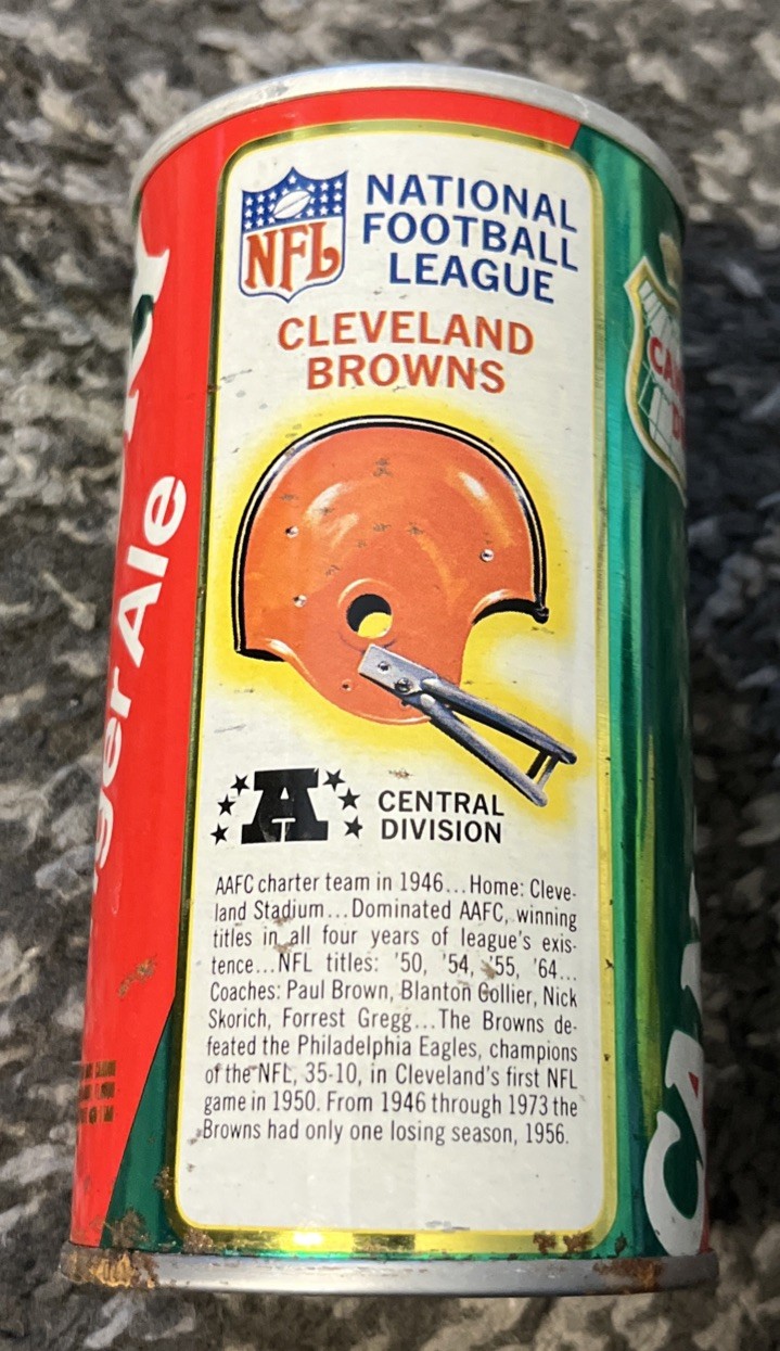 CANADA DRY GINGER ALE CLEVELAND BROWNS STRAIGHT STEEL HELMET CAN