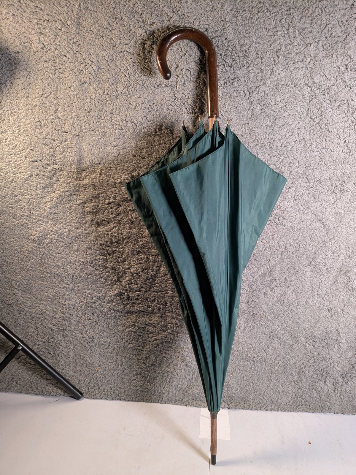 Thomas Burberry Green Stick Umbrella Wooden Crook Handle