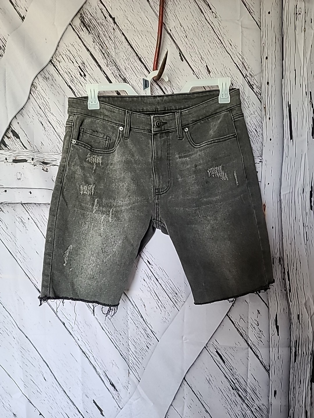 NO BOUNDARIES Men's Grey Denim Distressed Slim Fit Shorts Size 32, 40 or 42 NEW