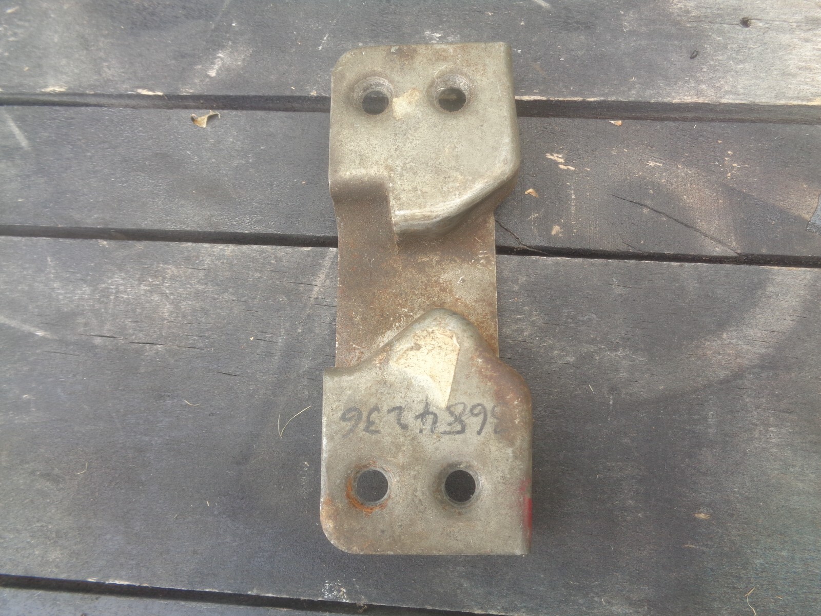 1947 48 49 50 1951 Chevy Truck Right Hand Door Striker 3684236 Bobber Rat Rod