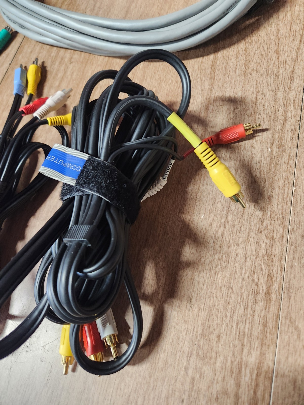 Proxima DP2000x XGA Portable Projector W/Remote ,Cables & Manual Tested Working