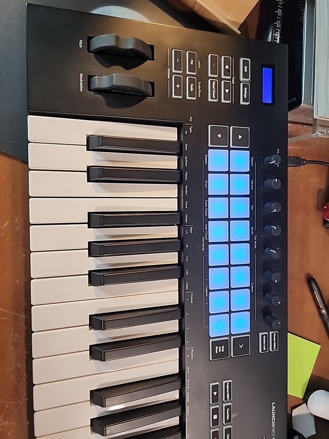 Novation Launchkey 25 MK3 Nice Condition Keyboard All Works Great