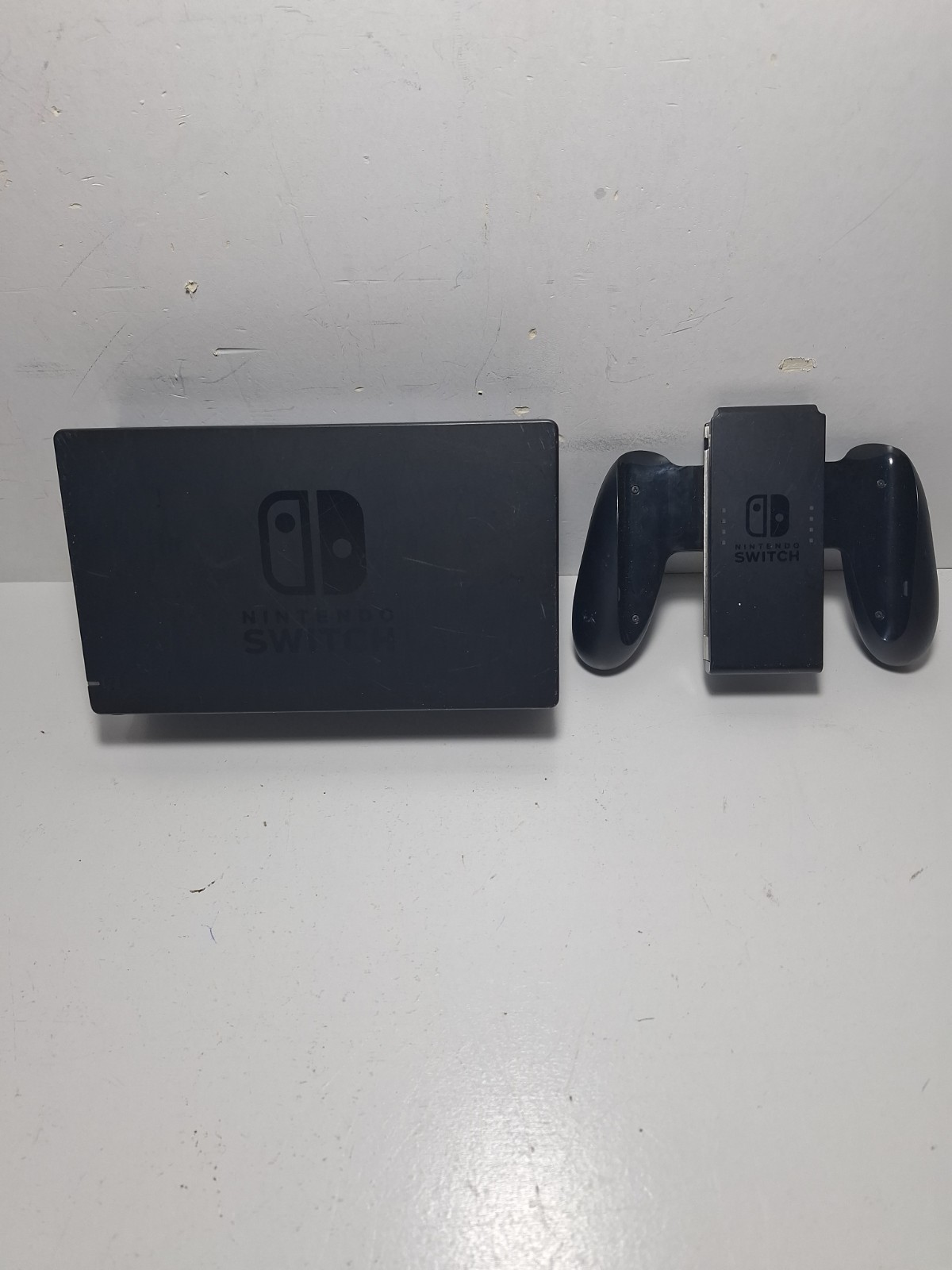 Nintendo Switch Dock - Black (HAC-007) No Cables+controller