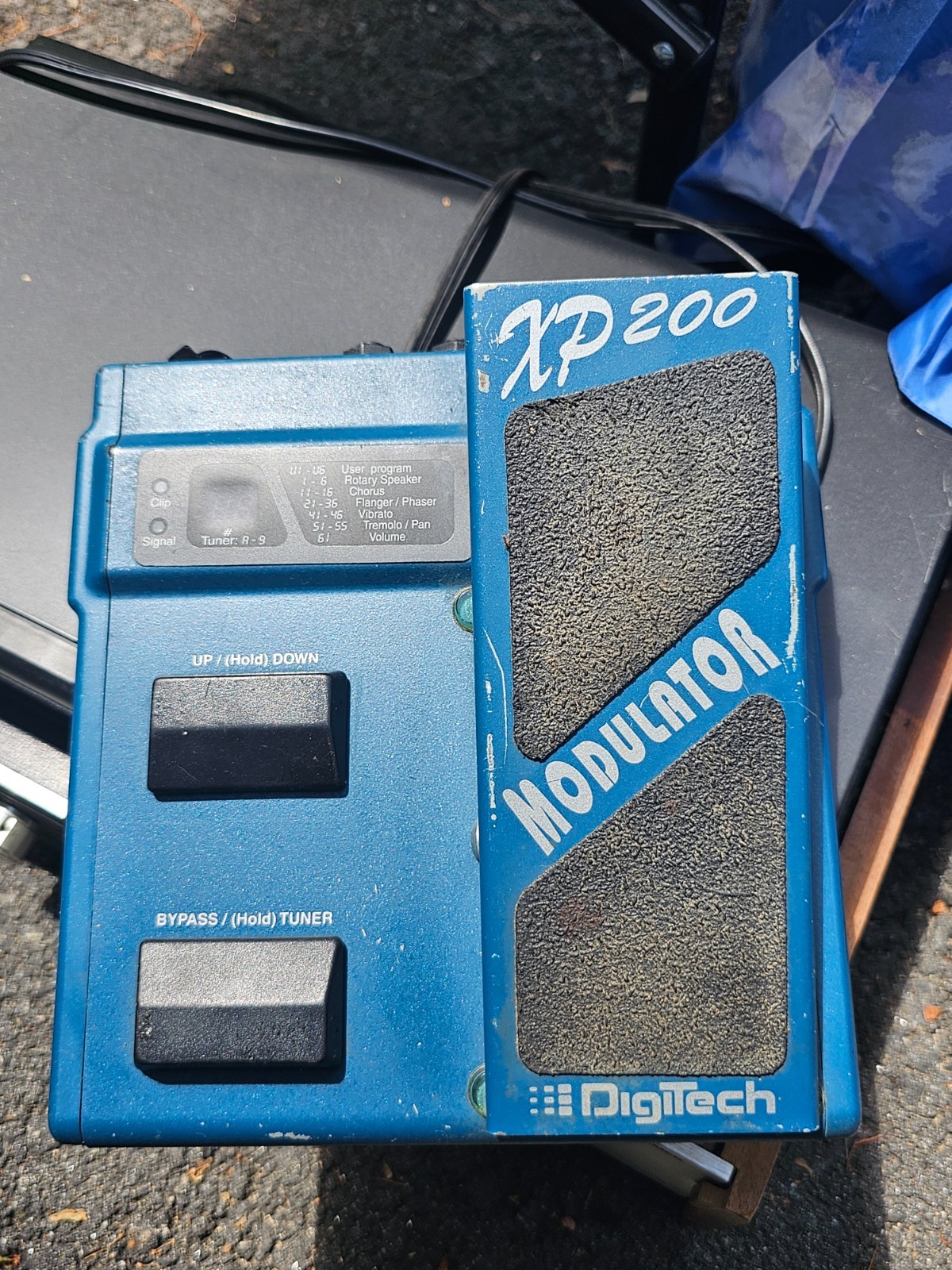 digitech xp 200 modulator effects pedal