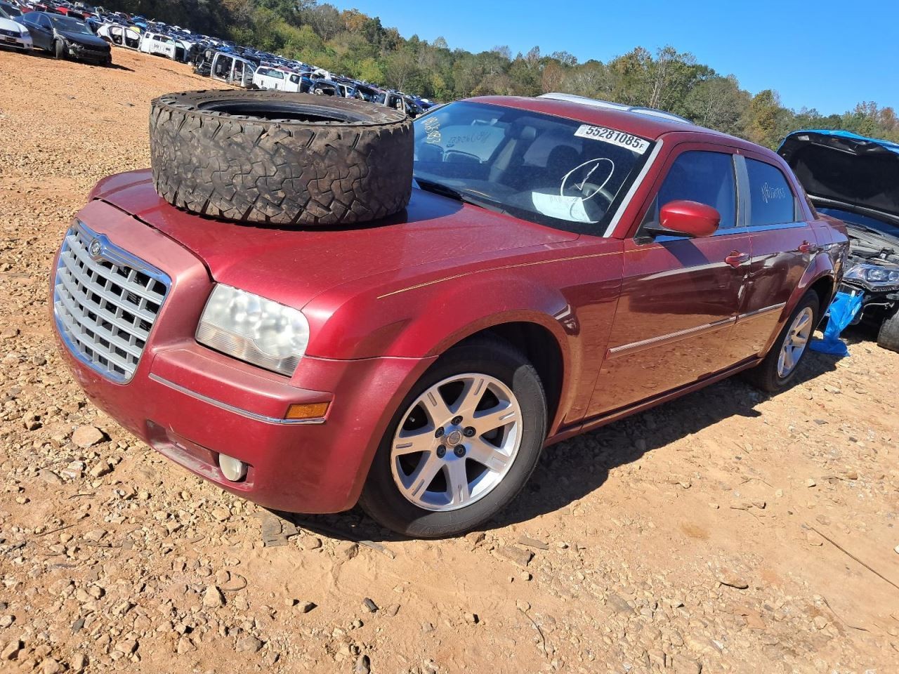 300       2007 Glove Box 4838900